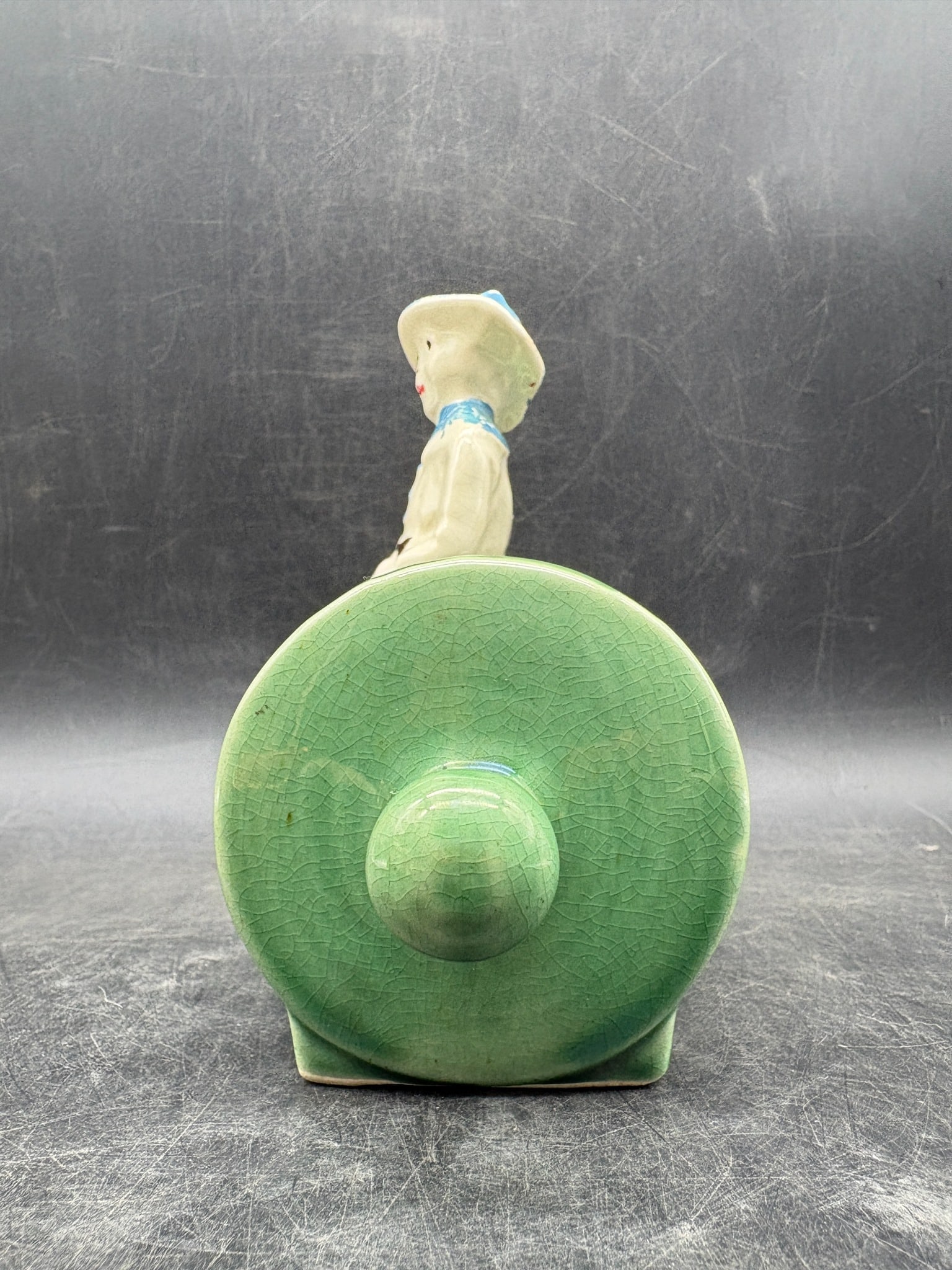 Vintage 1952 McCoy Rolling Pin Planter with Seated Farmer Figure Green Pottery - 4