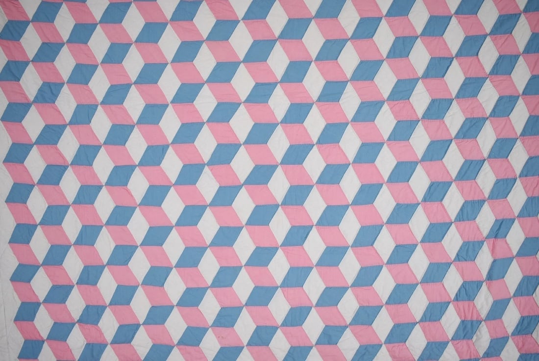 Graphic 40's Tumbling Blocks Quilt - 2