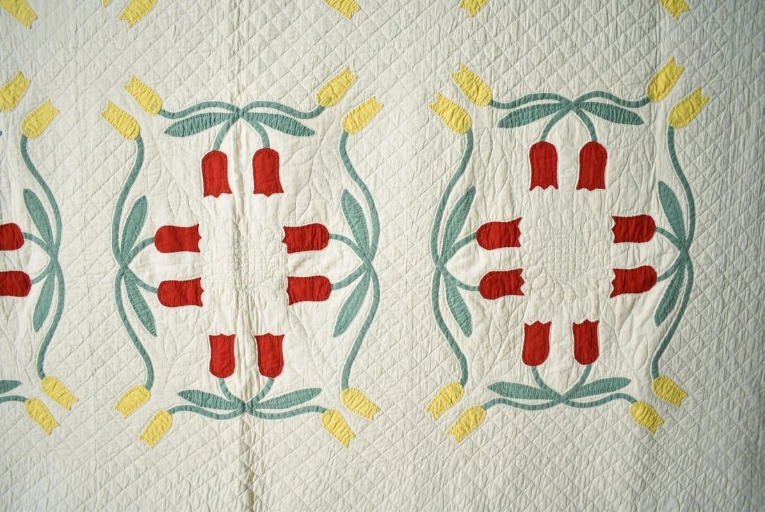 30's Marie Webster "May Tulips" Applique Quilt - 10