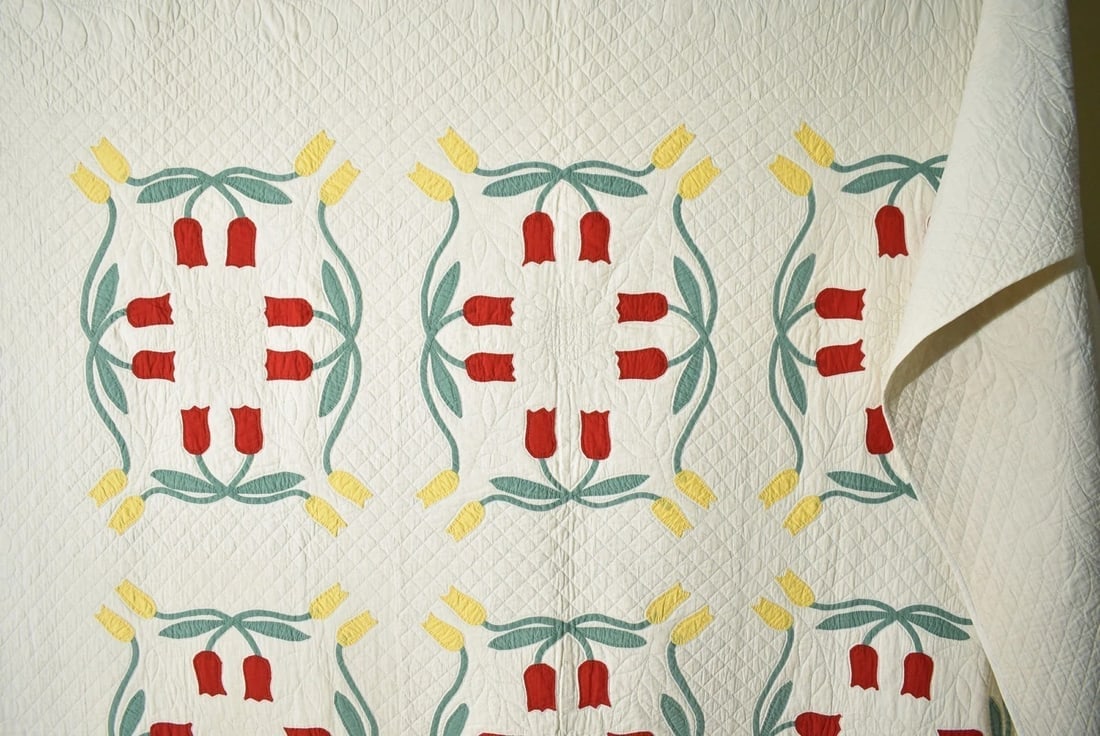 30's Marie Webster "May Tulips" Applique Quilt - 12