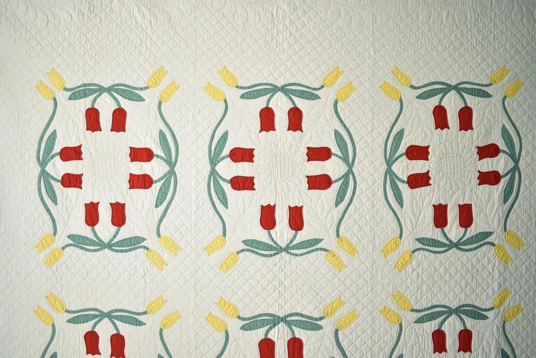 30's Marie Webster "May Tulips" Applique Quilt - 2