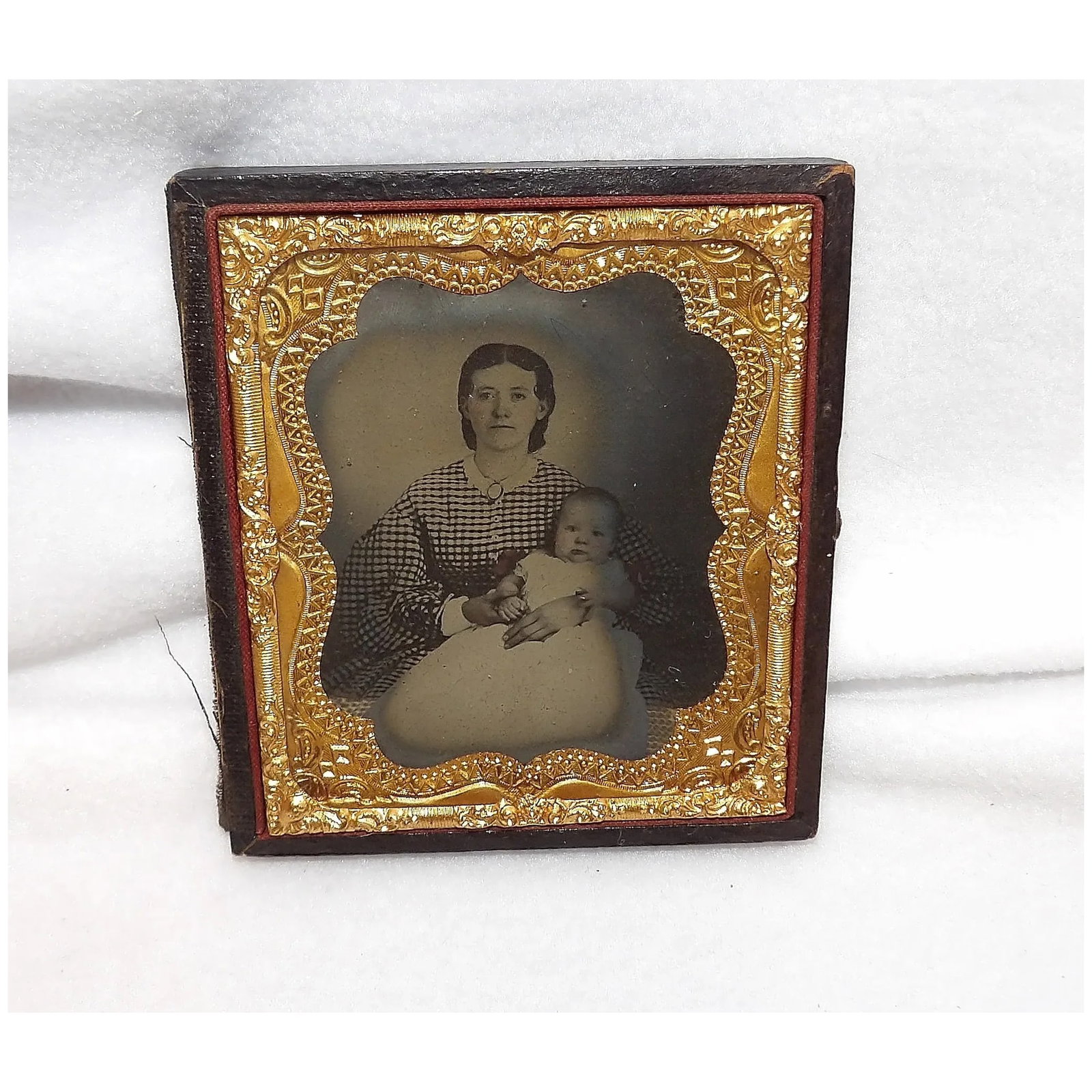 Antique Ambrotype Photo with Gold Gilt Metal and Hand Tooled Leather Frame - 2
