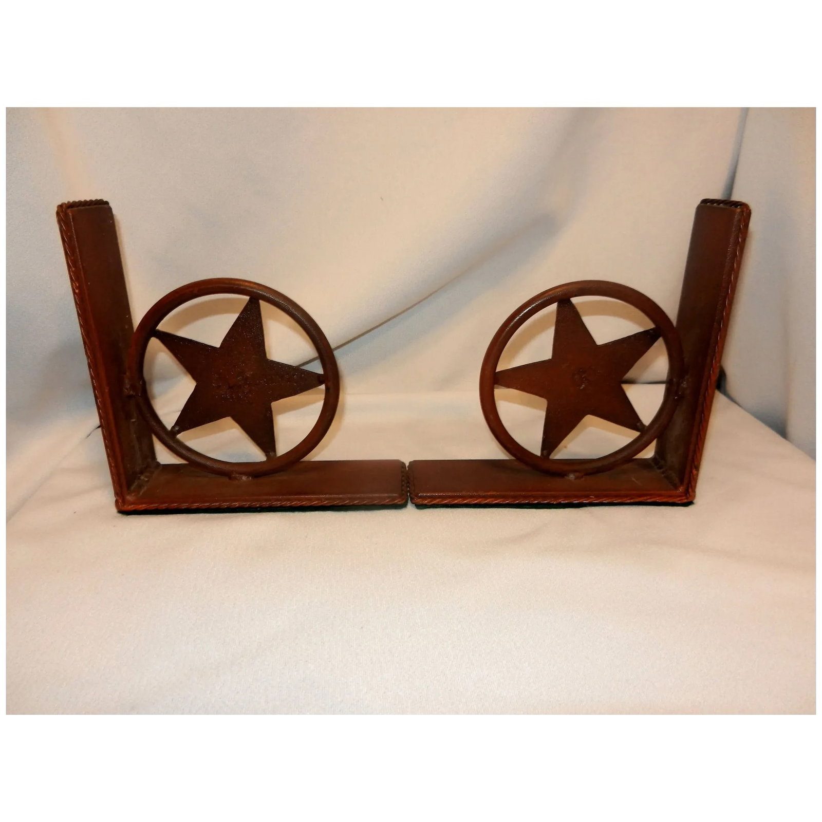 Iron Star-In-Circle Bookends With Braided Metal "Rope" Trim Detail - 4