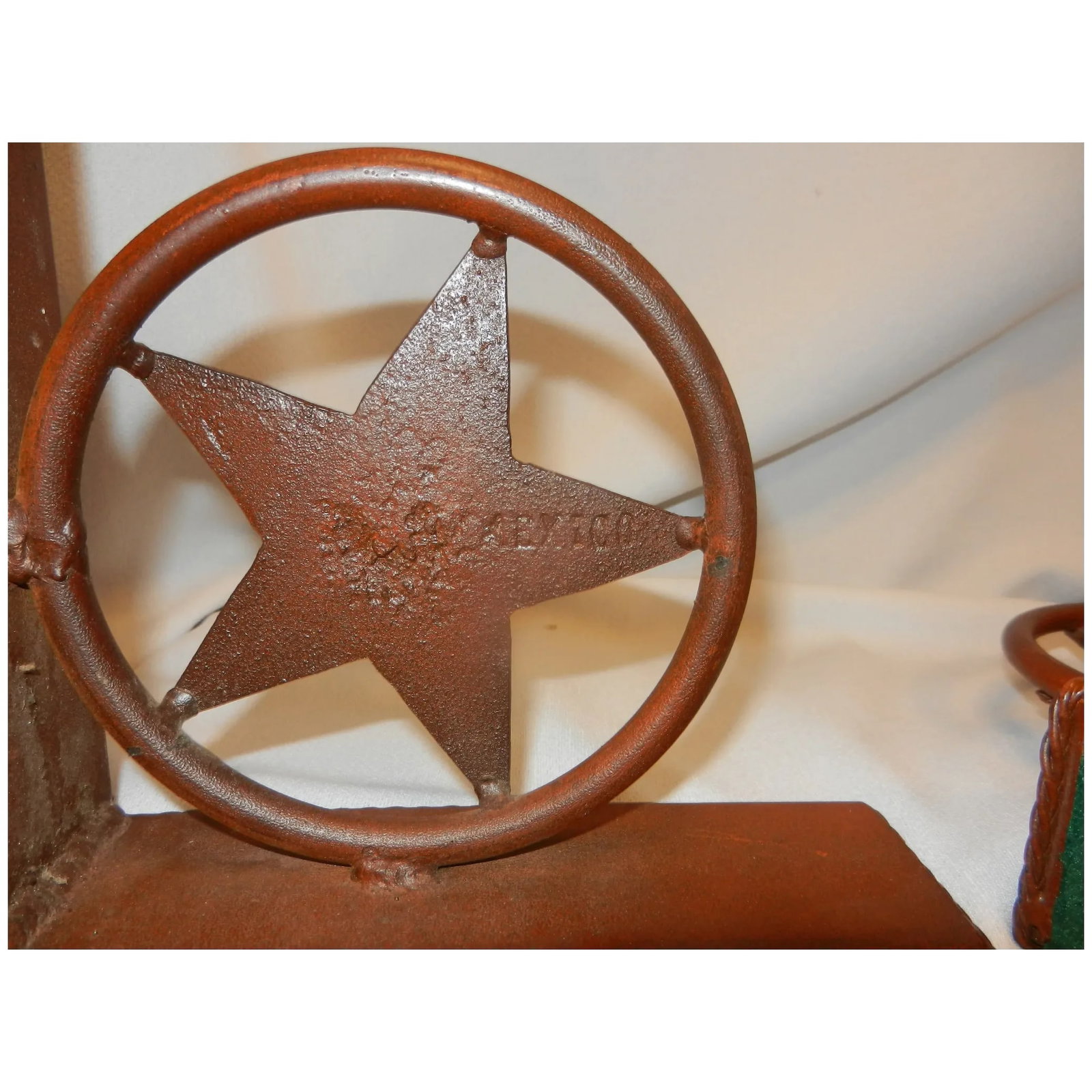 Iron Star-In-Circle Bookends With Braided Metal "Rope" Trim Detail - 7