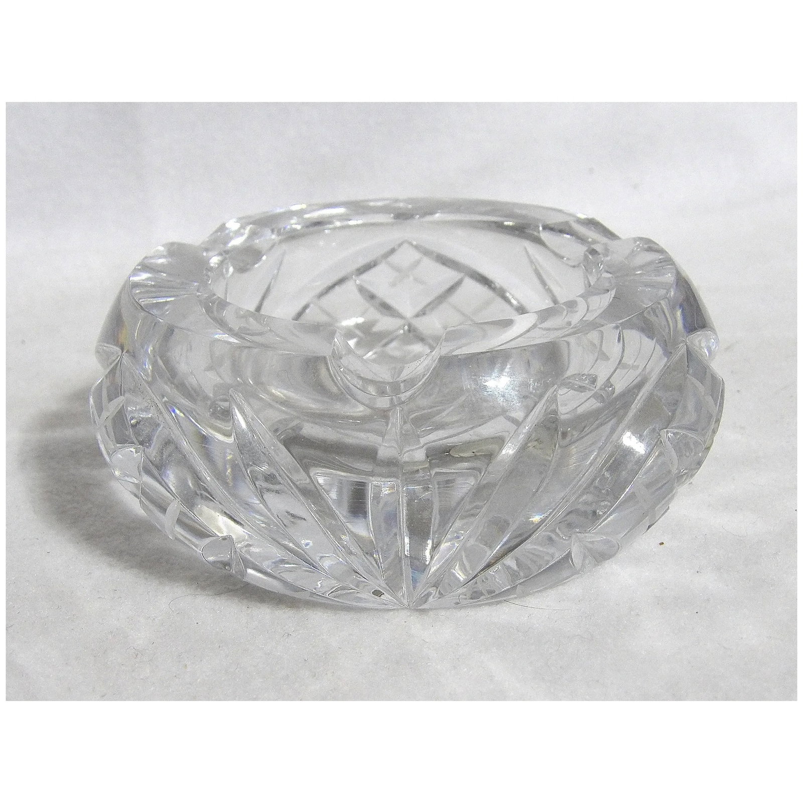 Vintage Lausitzer 24% Leaded Hand Cut Crystal Ashtray - 4