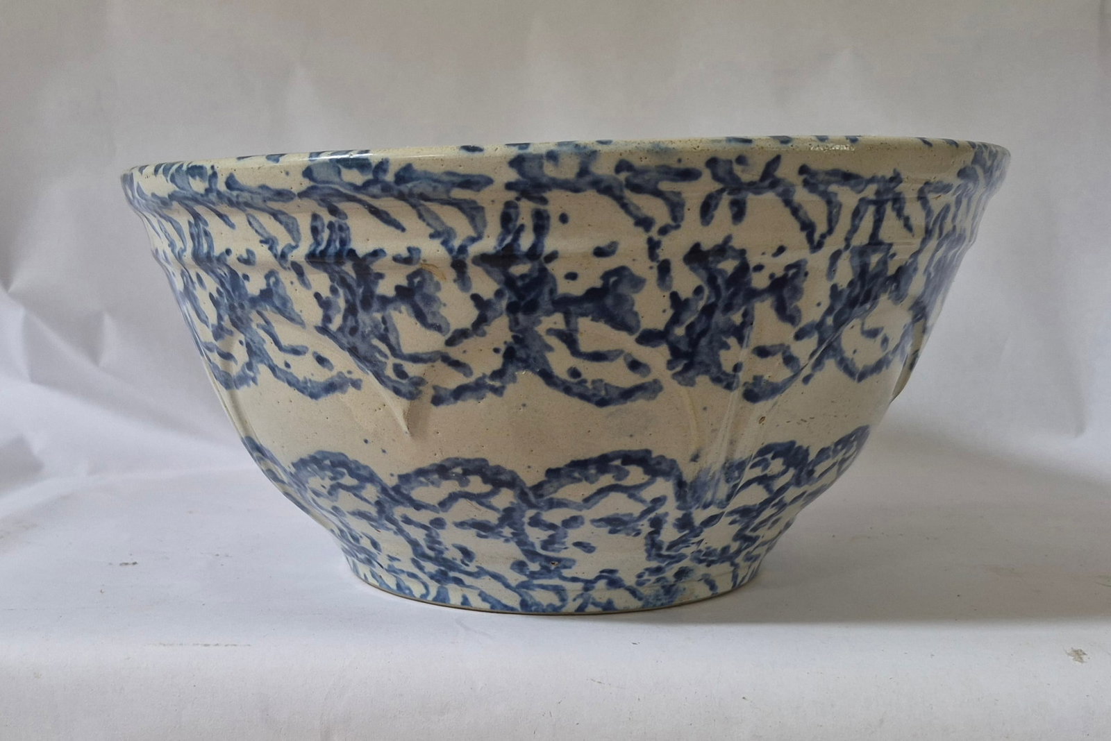 Blue & White sponge bowl antique - 2