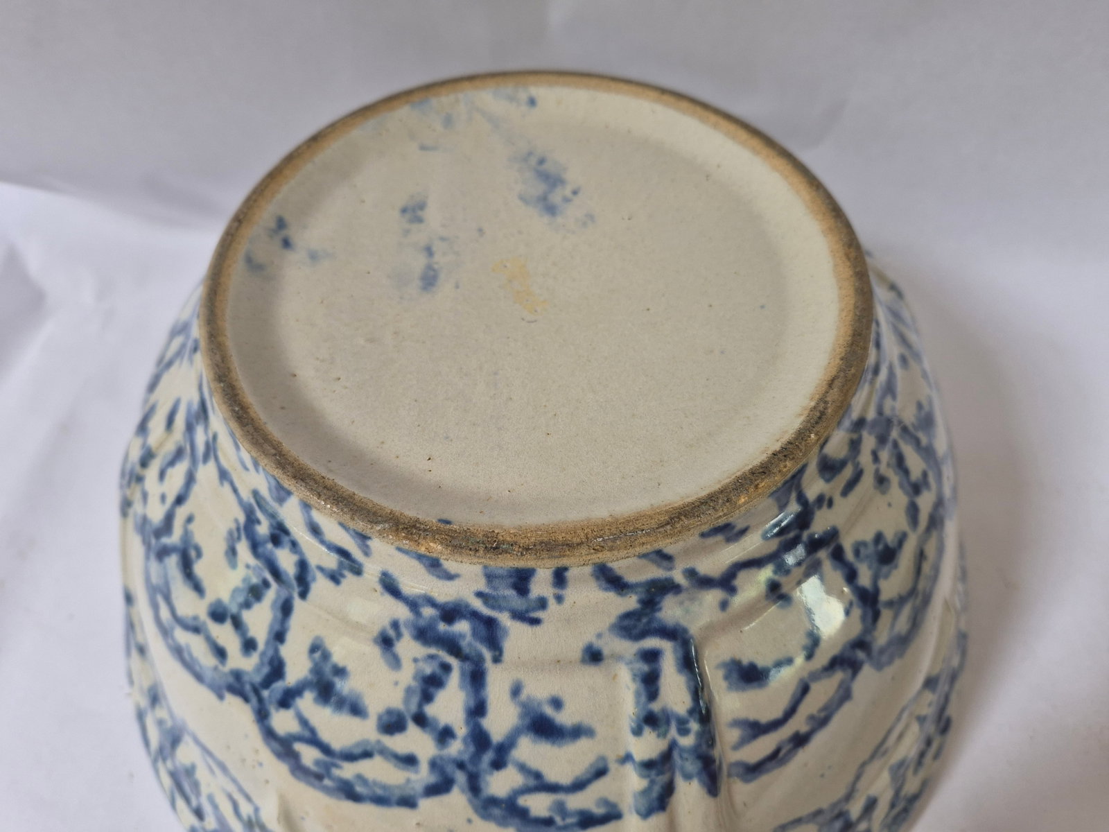 Blue & White sponge bowl antique - 4