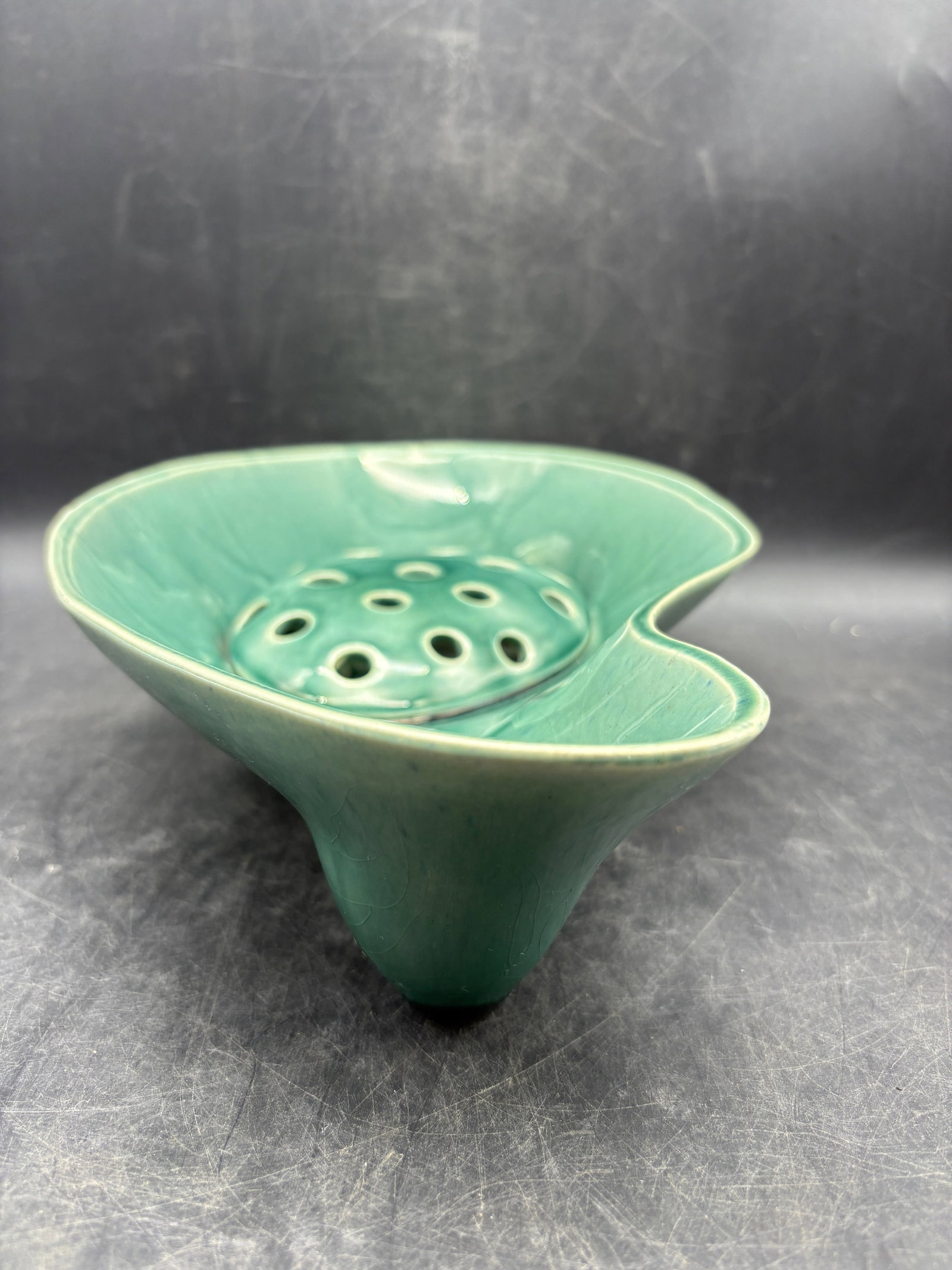 MCM BRUSH MCCOY TEAL FLOWER FROG & CANDLE HOLDER CONSOLE FOOTED CENTERPIECE BOWL - 7