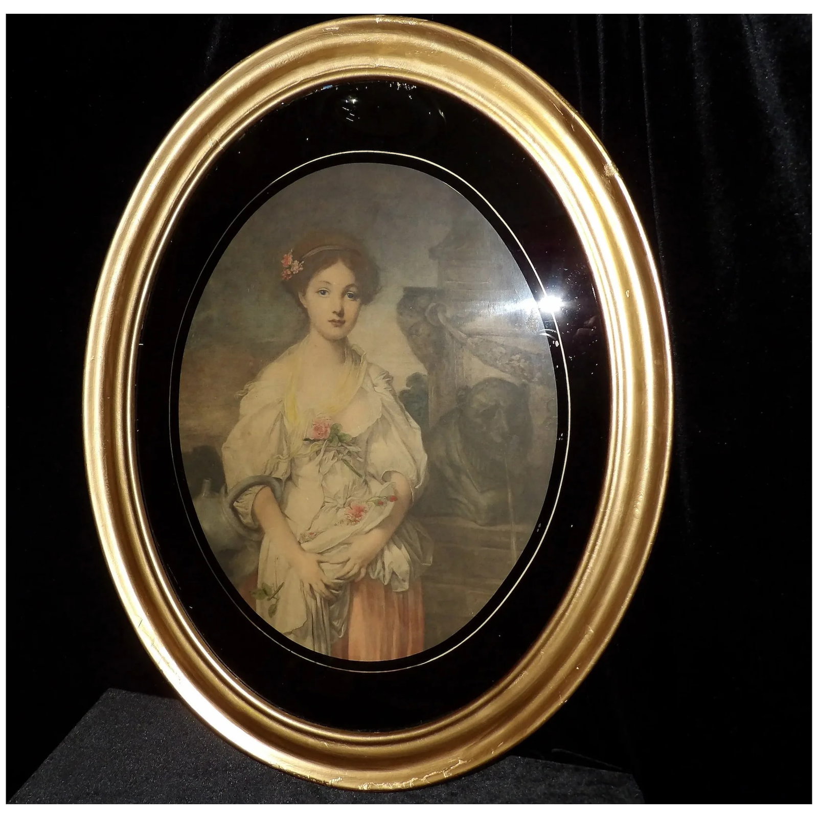 Antique Large Oval Gesso Frame with Reverse Painted Black Oval and English Print - 2