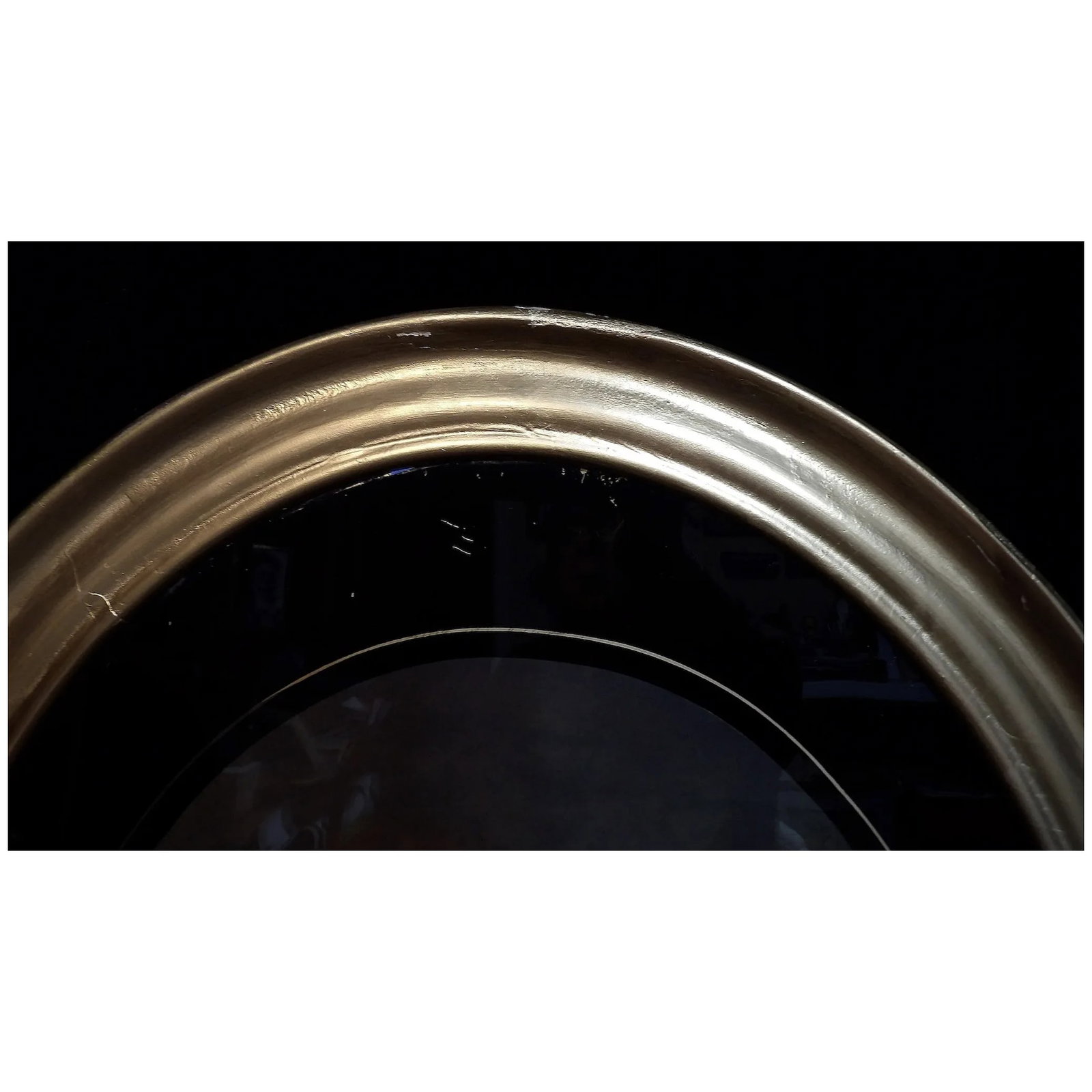 Antique Large Oval Gesso Frame with Reverse Painted Black Oval and English Print - 7