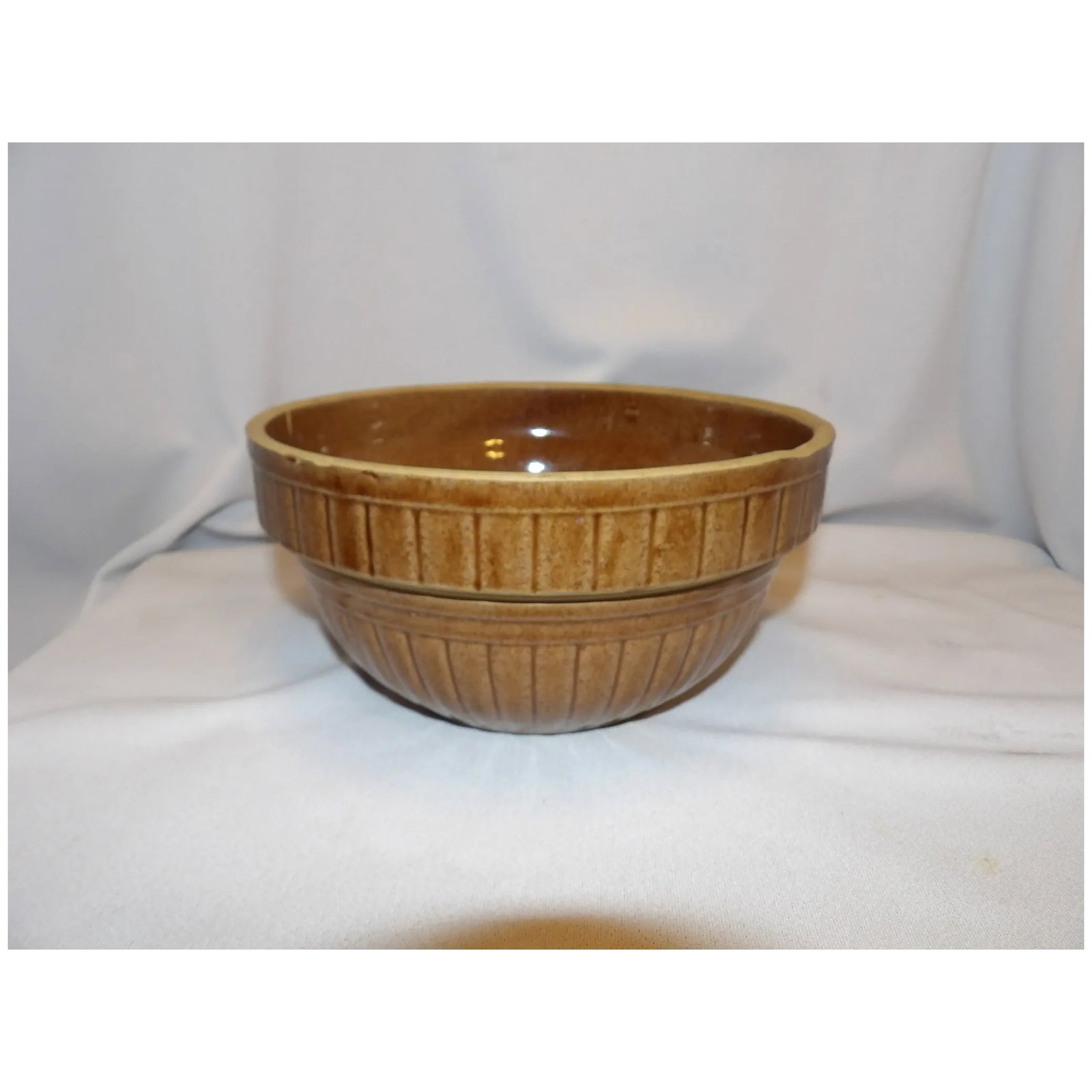 Vintage Crock/Stoneware Shoulder Bowl - 2