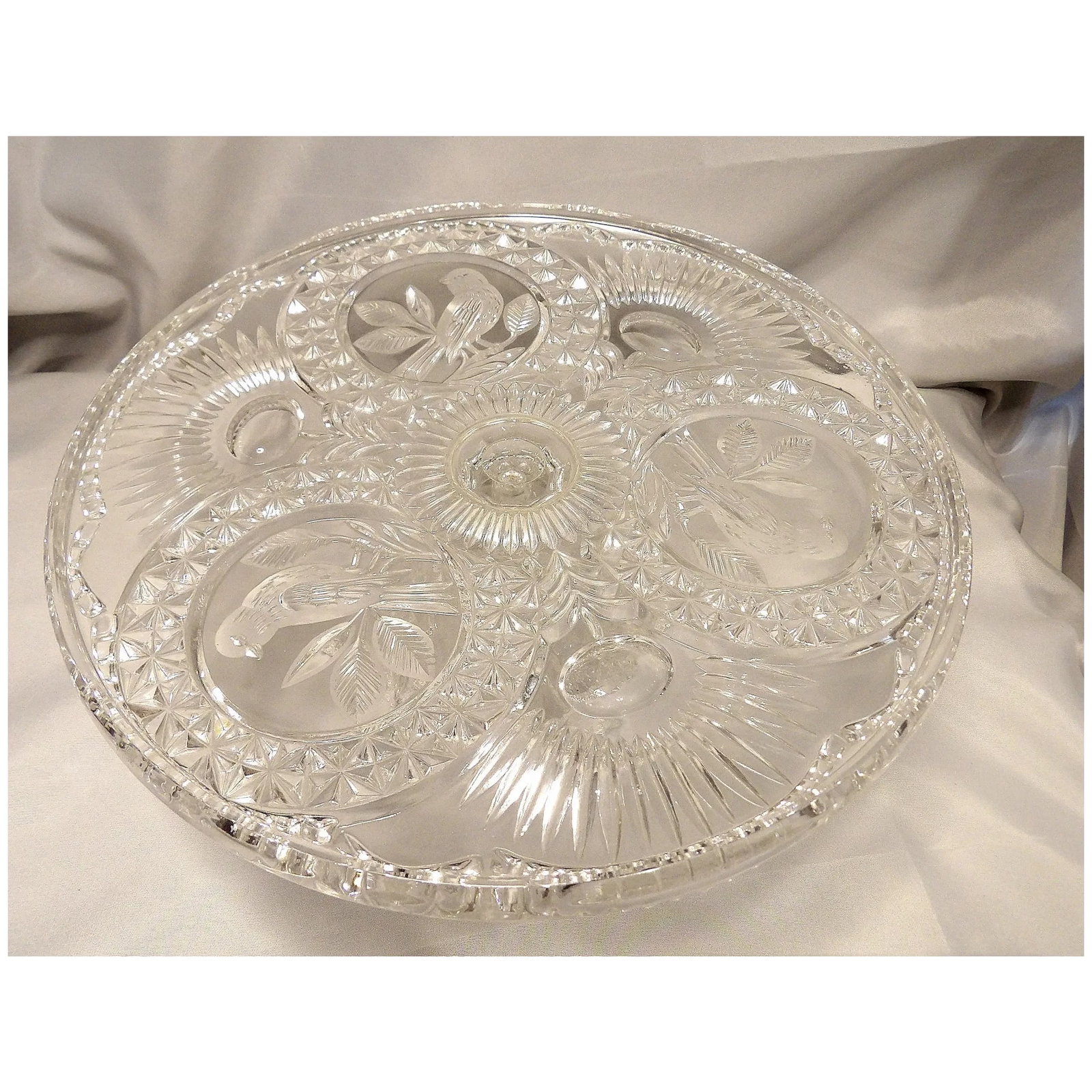 12" Diameter Cake Stand/Pedestal The Byrdes Collection by Hofbauer - 9