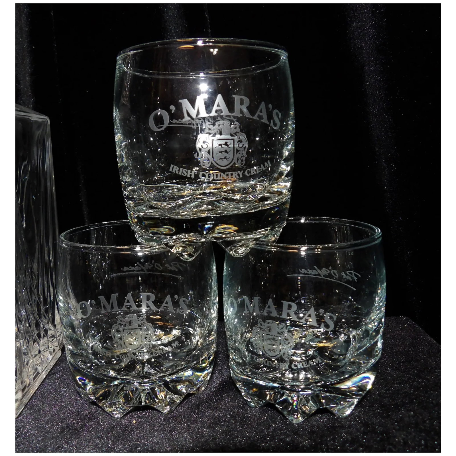 Large Leaded Crystal Whiskey Decanter with O'mara Old Fashioned Whiskey Glasses - 4