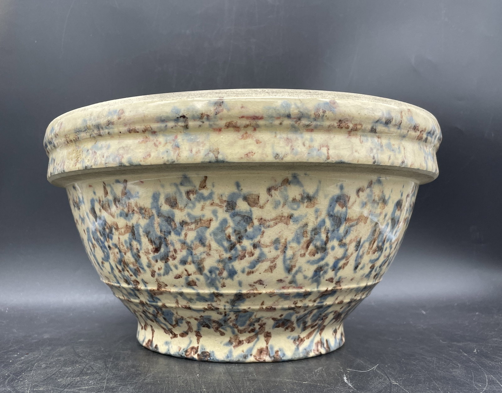 Beautiful Large Primitive Pottery Spongeware Mixing Bowl - 5