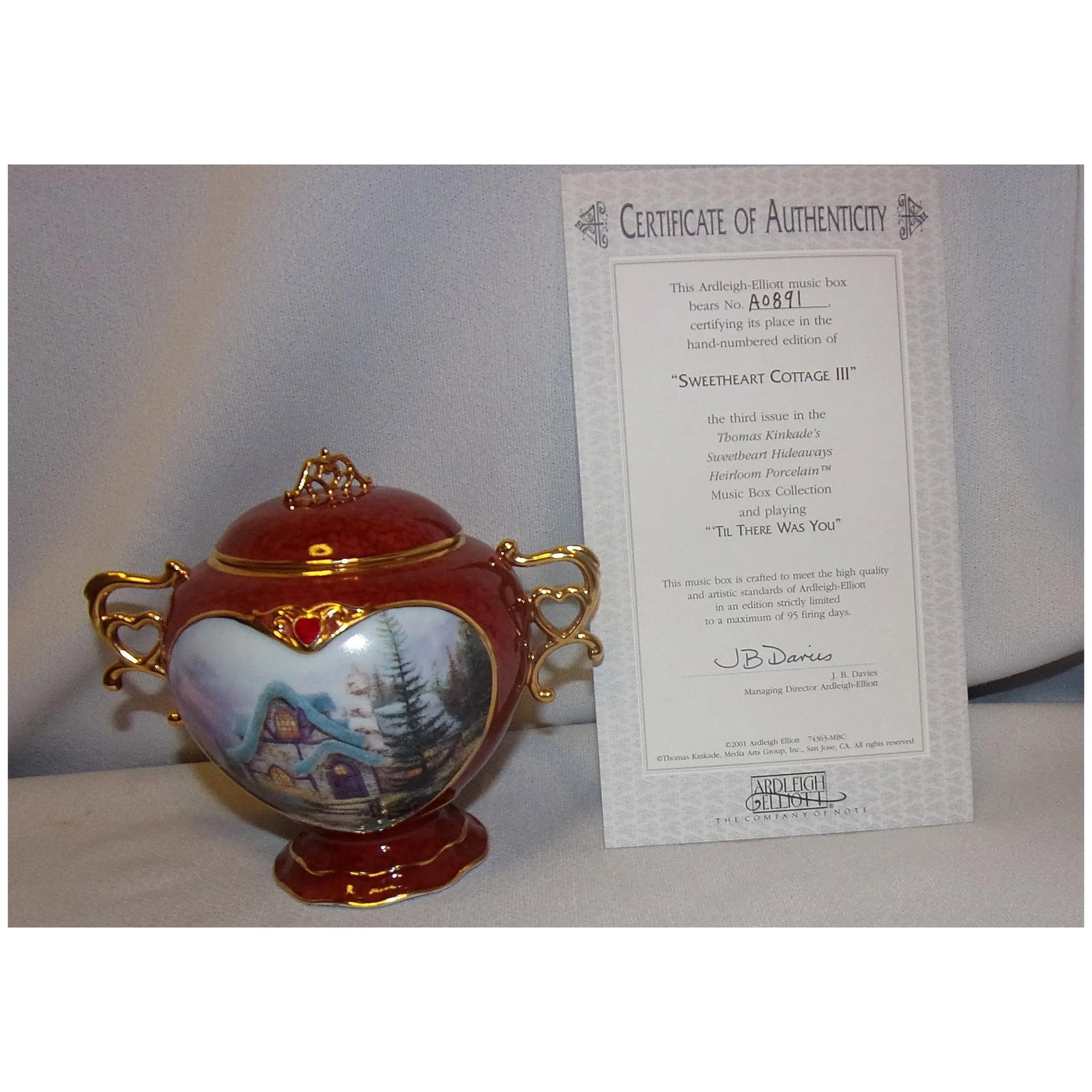 This Vintage Sweetheart Cottage III Thomas Kinkade Third Issue Music Box #A0891 - 2