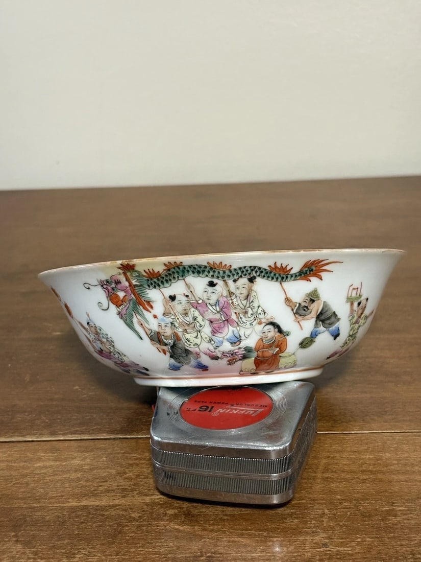 Chinese Porcelain Famille Rose Bowl - 3