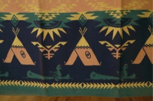 Vintage Beacon Indian Blanket, Teepees & Canoes - 3