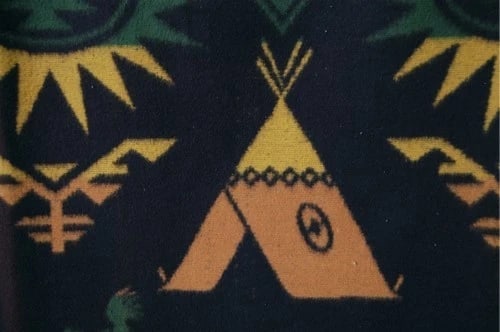 Vintage Beacon Indian Blanket, Teepees & Canoes - 4