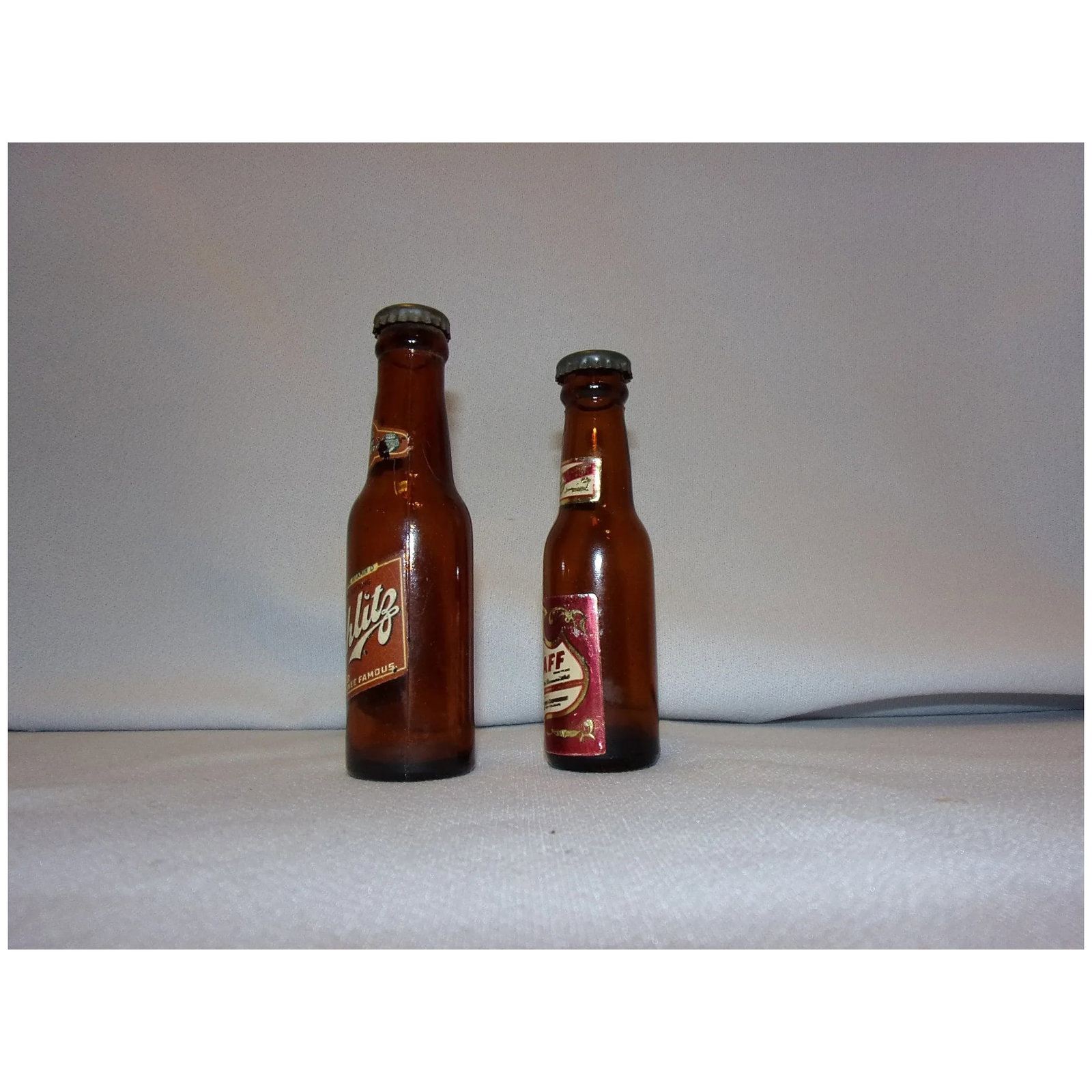 Vintage Falstaff and Schlitz Salt and Pepper Beer Bottles - 3