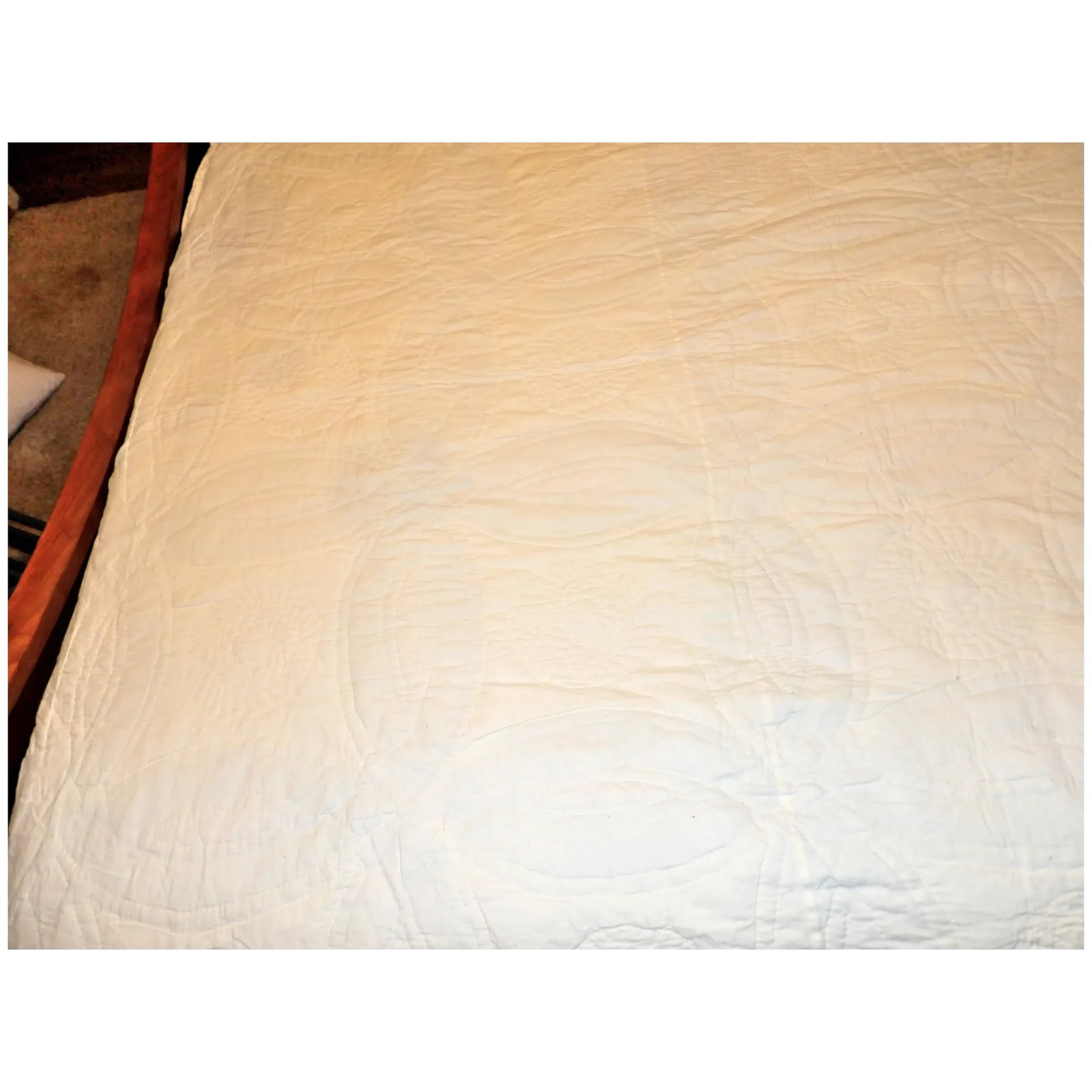 Vintage Hand Stitched Wedding Ring Quilt - 9