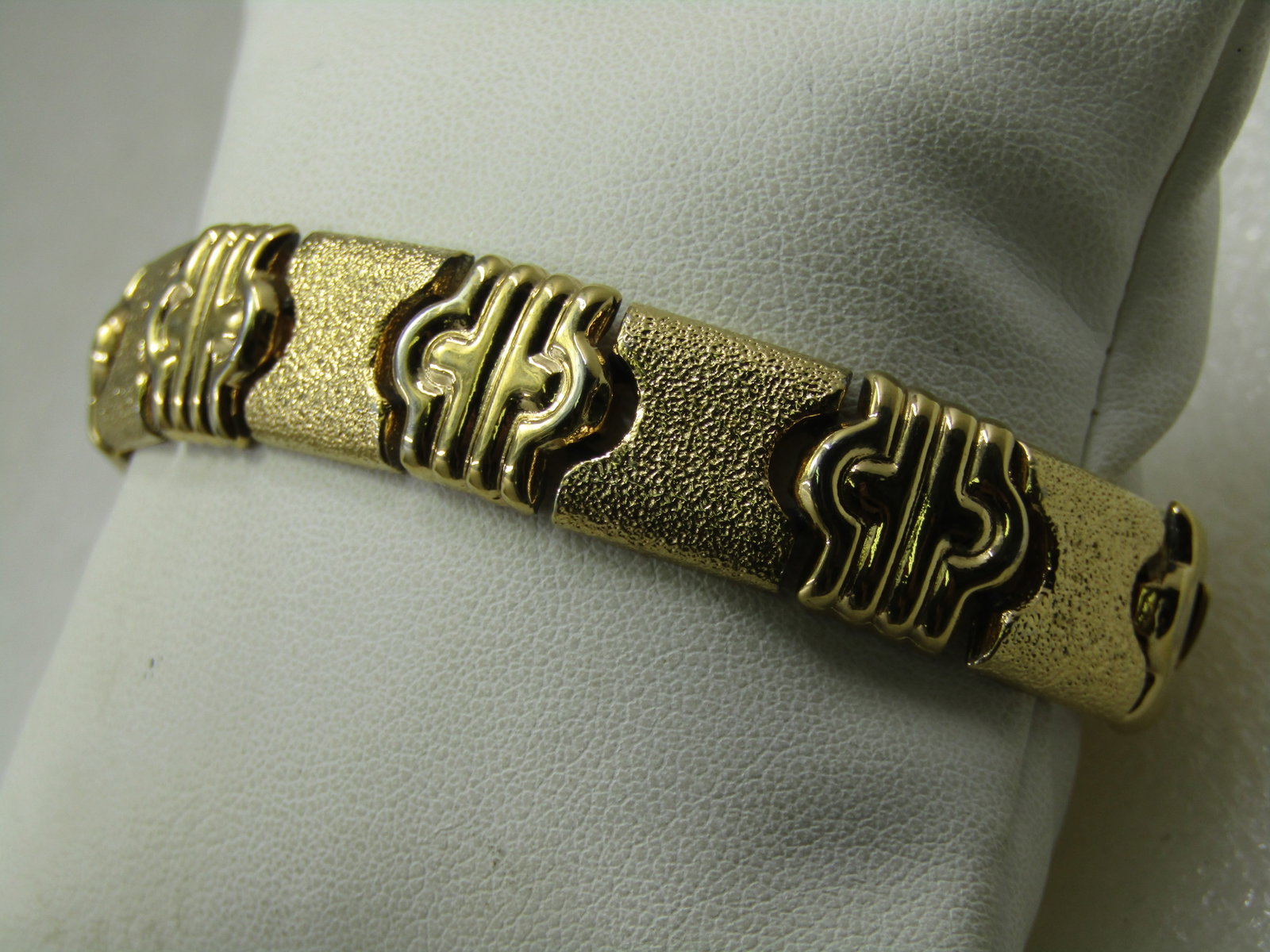Vintage Gold Tone Bracelet, 7.5" and 1/2" Wide - 2