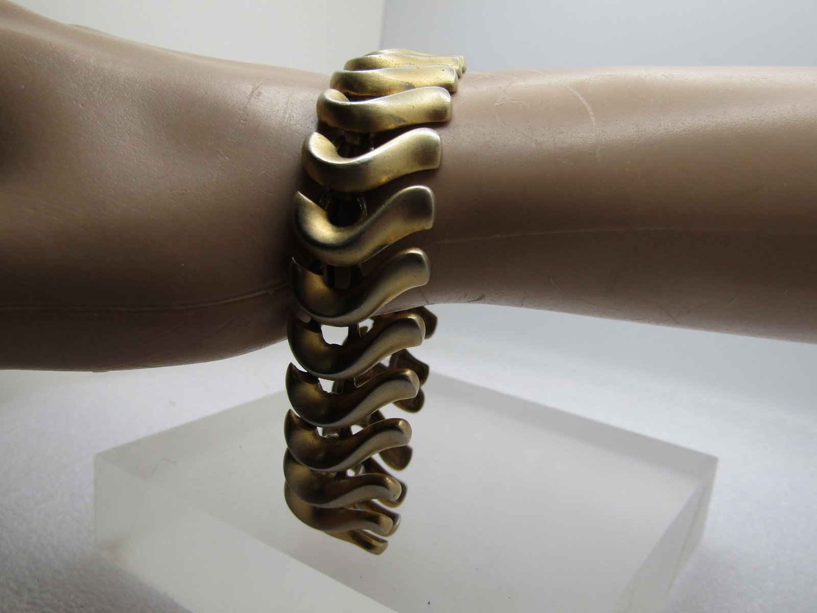 Vintage Curved Link Bracelet, 1960's-1970's, 8" - 2