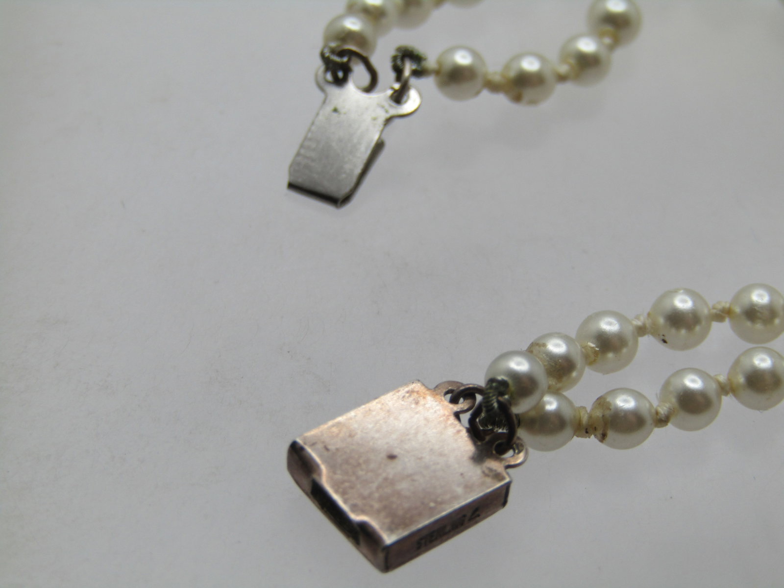 Vintage Sterling Double Strand Pearl Bracelet, 7" Graduated, Signed V. 1940's-1960's - 7