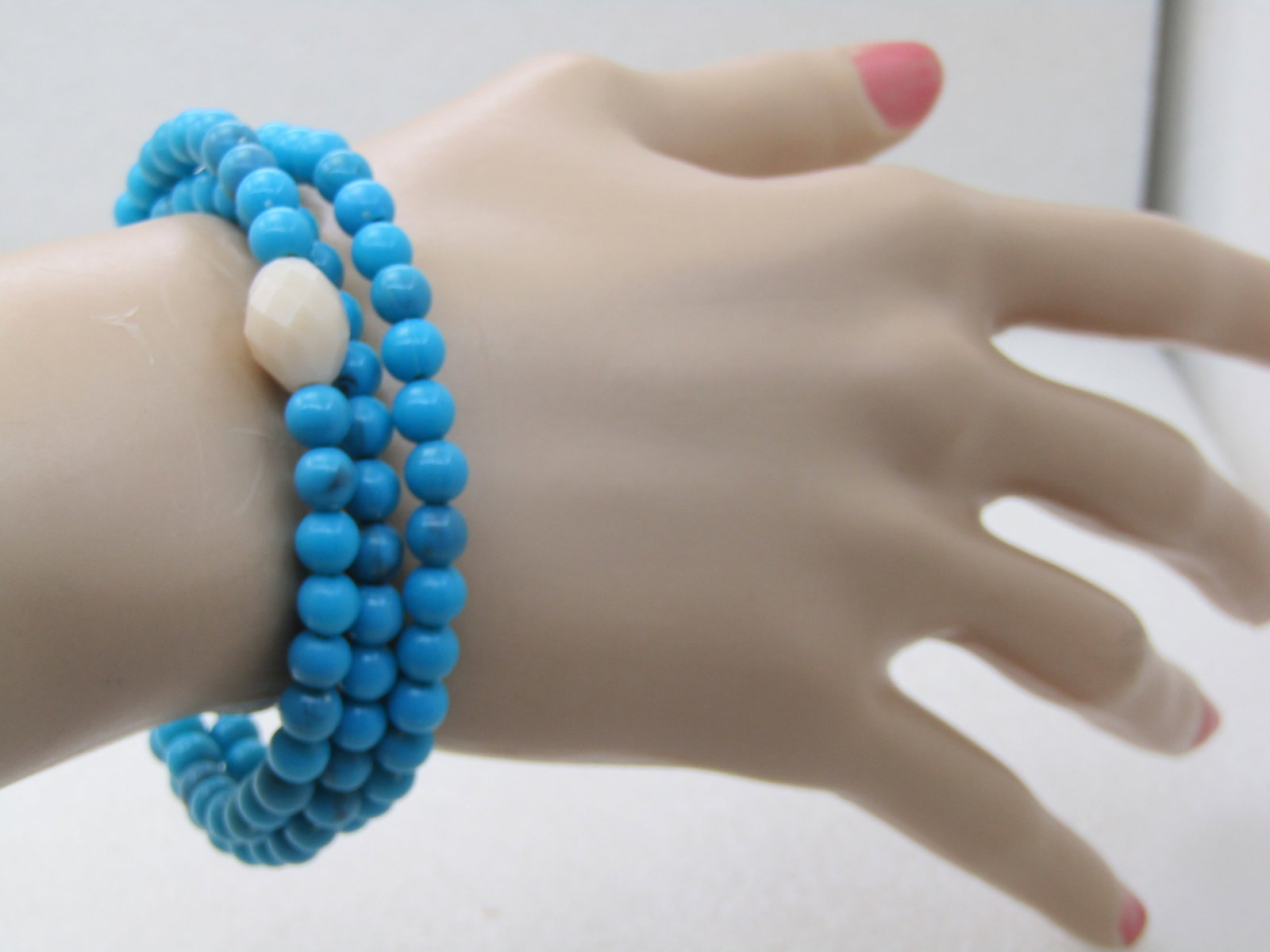 Vintage Turquoise Blue & White Beaded Coiled Bracelet, 7.75" - 5