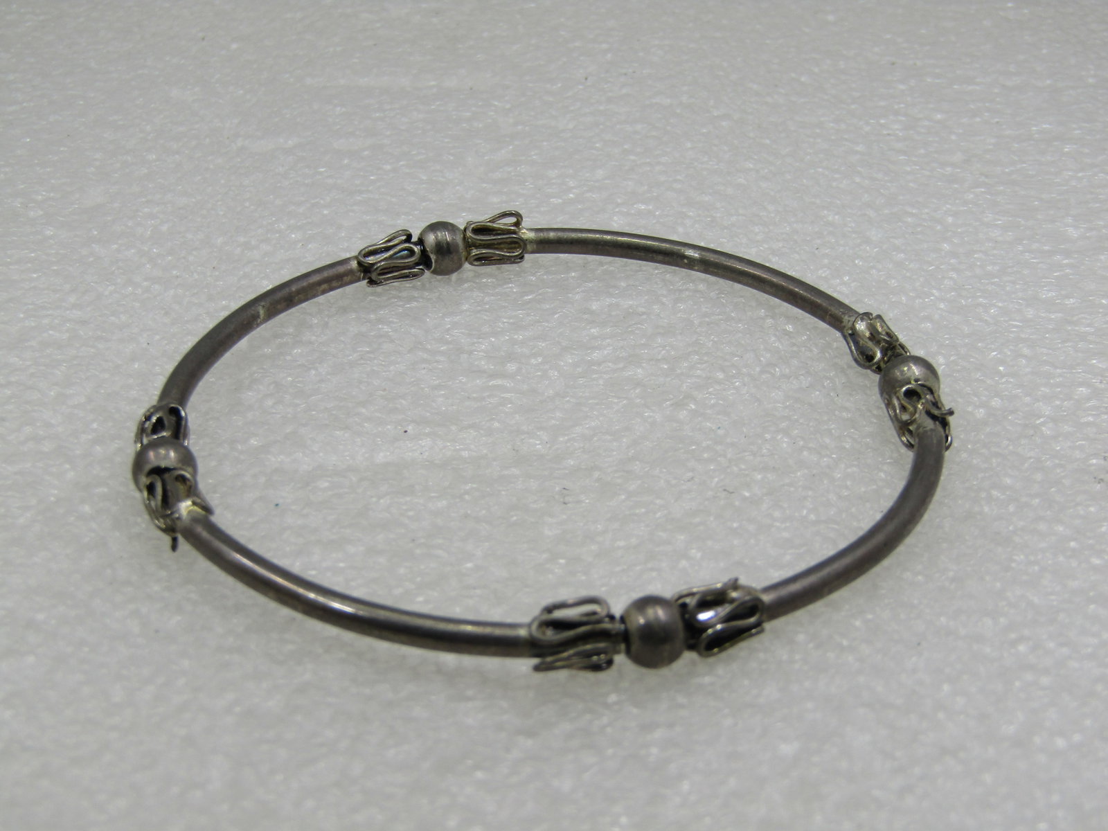Vintage Silver Tone Bali Bangle Bracelet, 8.25" - 4