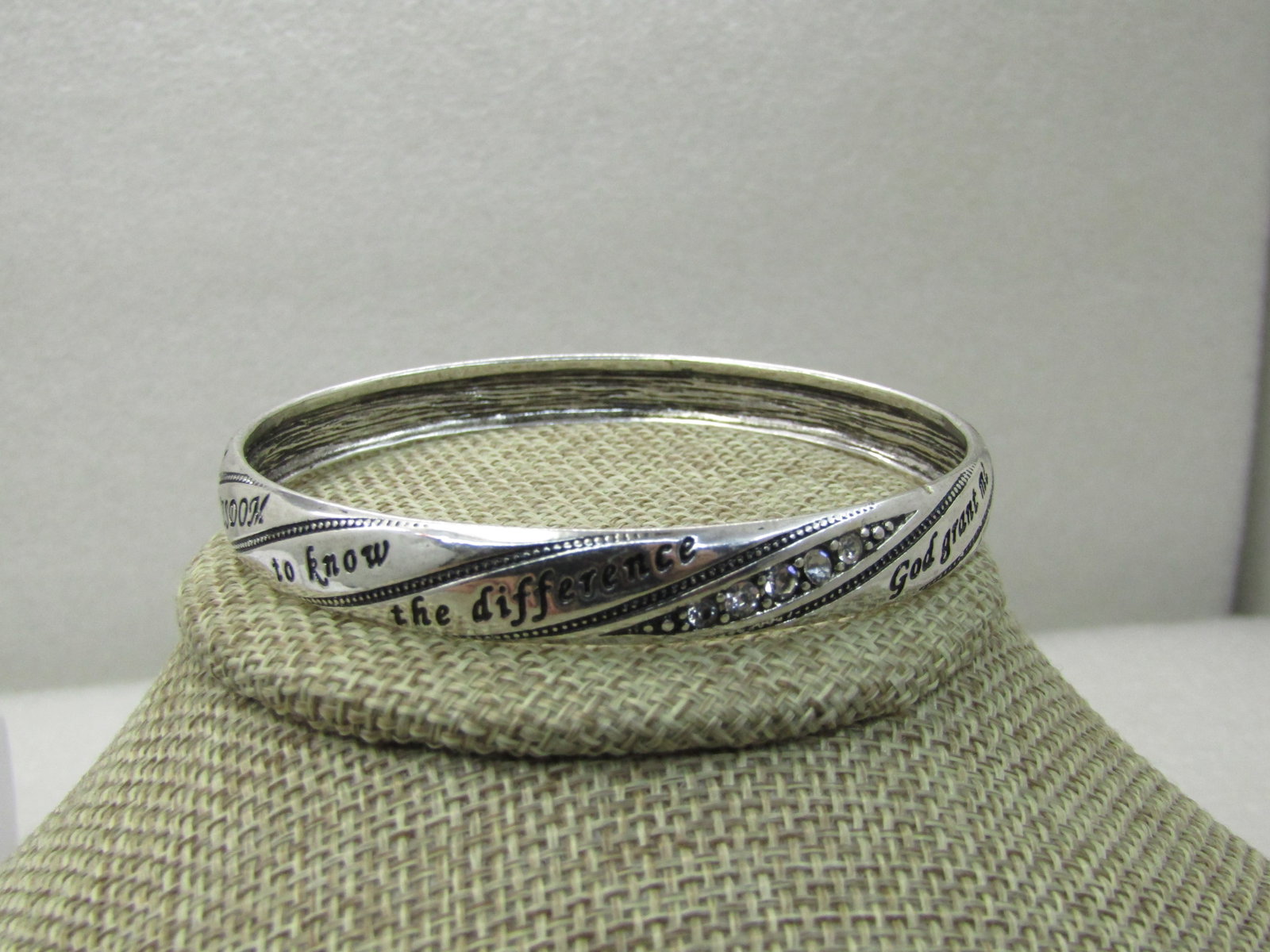 Avon Engraved Serenity Prayer Bracelet, 8.5", New in Box - 2