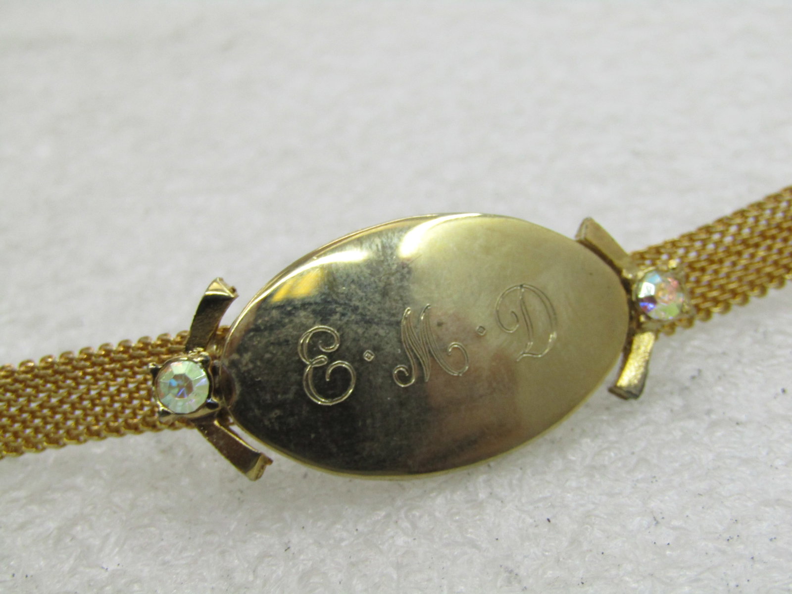 Vintage Mesh Belt Bracelet Engraved EMD, 7", Gold tone, 1960's - 3
