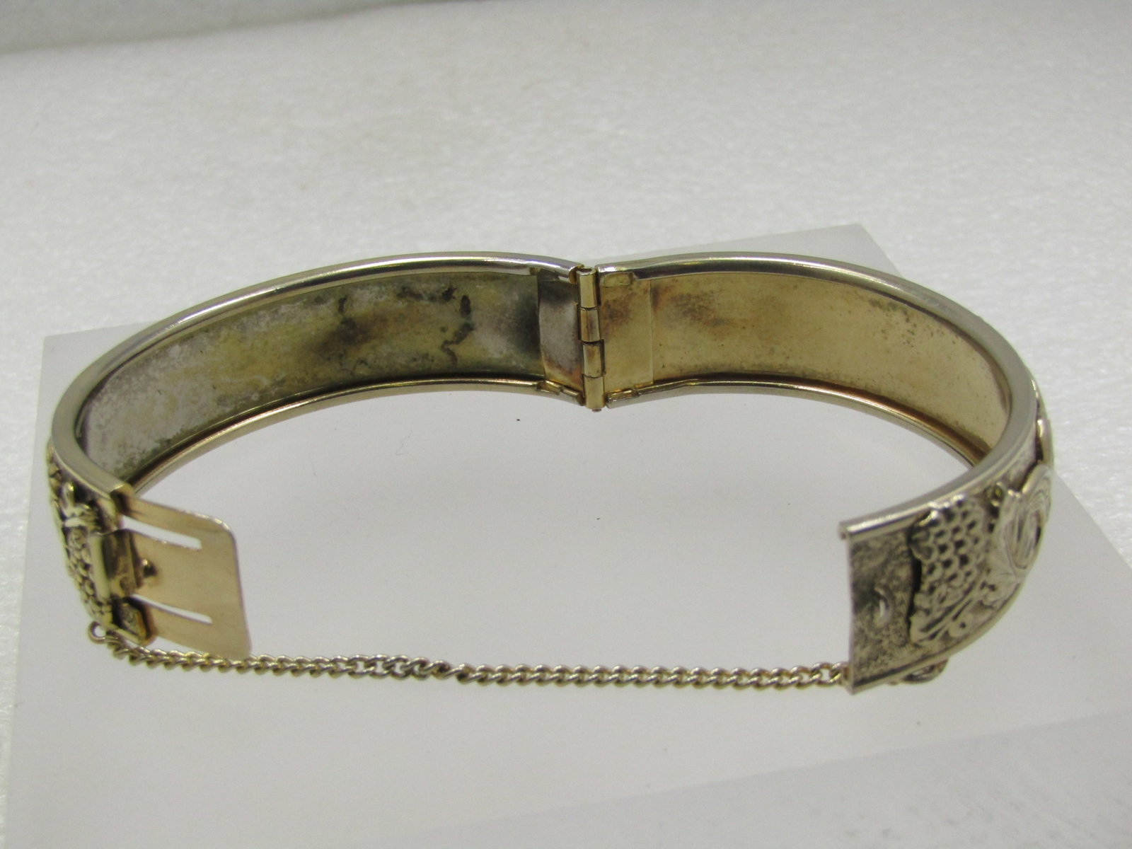 Vintage Grape Cluster & Vine Hinged Bangle Bracelet, 7", 1960's-1970's - 5