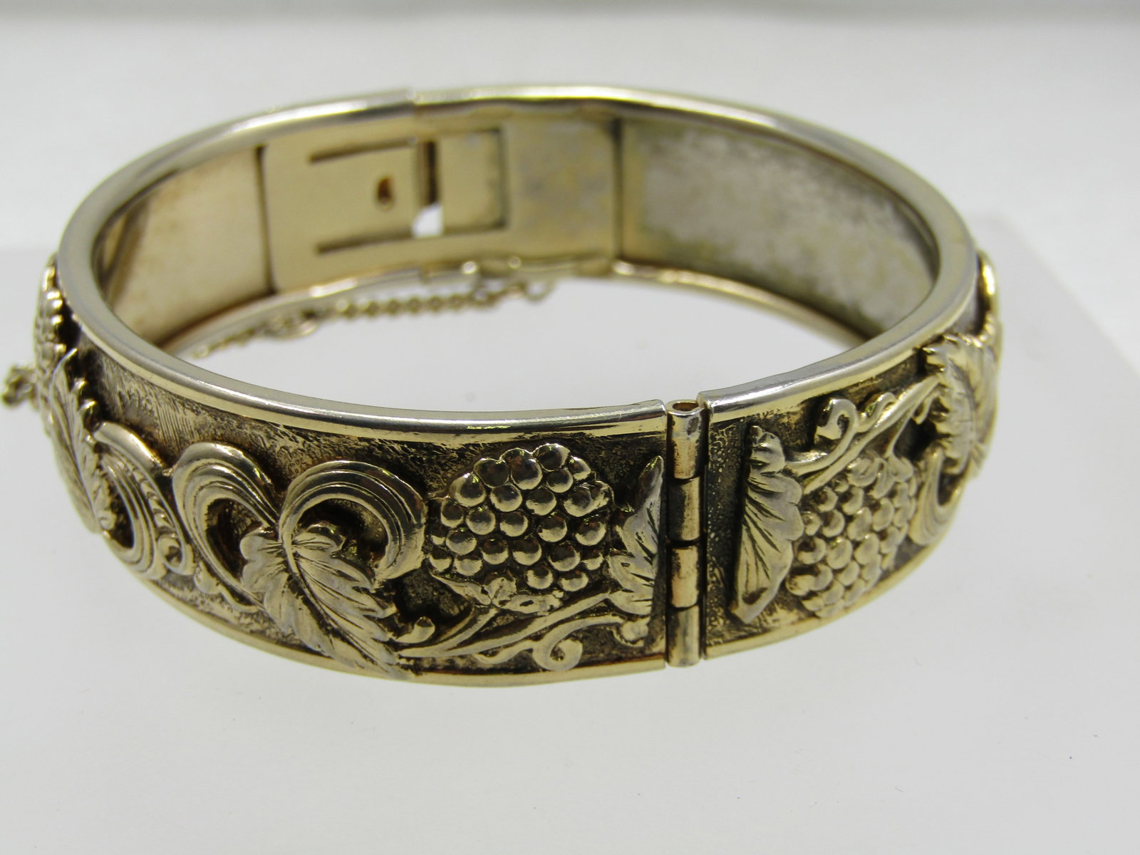 Vintage Grape Cluster & Vine Hinged Bangle Bracelet, 7", 1960's-1970's - 6