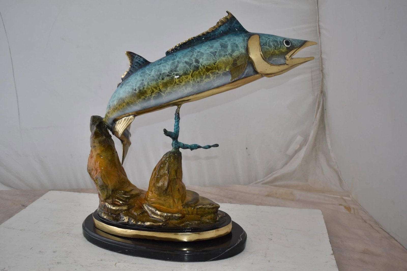 Wahoo Fish Swimming in The Ocean Bronze Statue Size: 17" x 25" x 20"H - 7