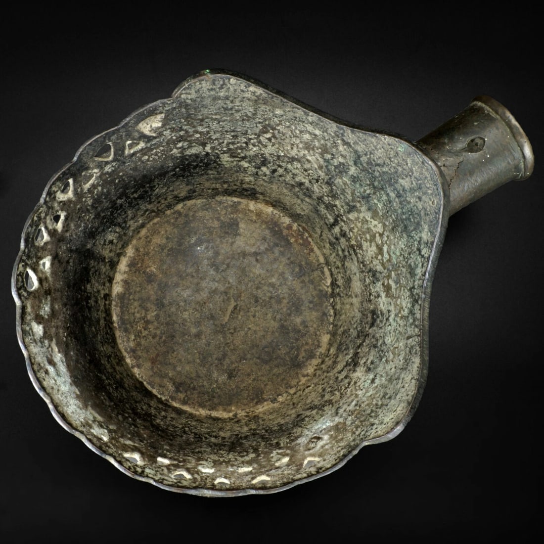 Very Large 19th C Chinese Iron Pierced Edge - 7