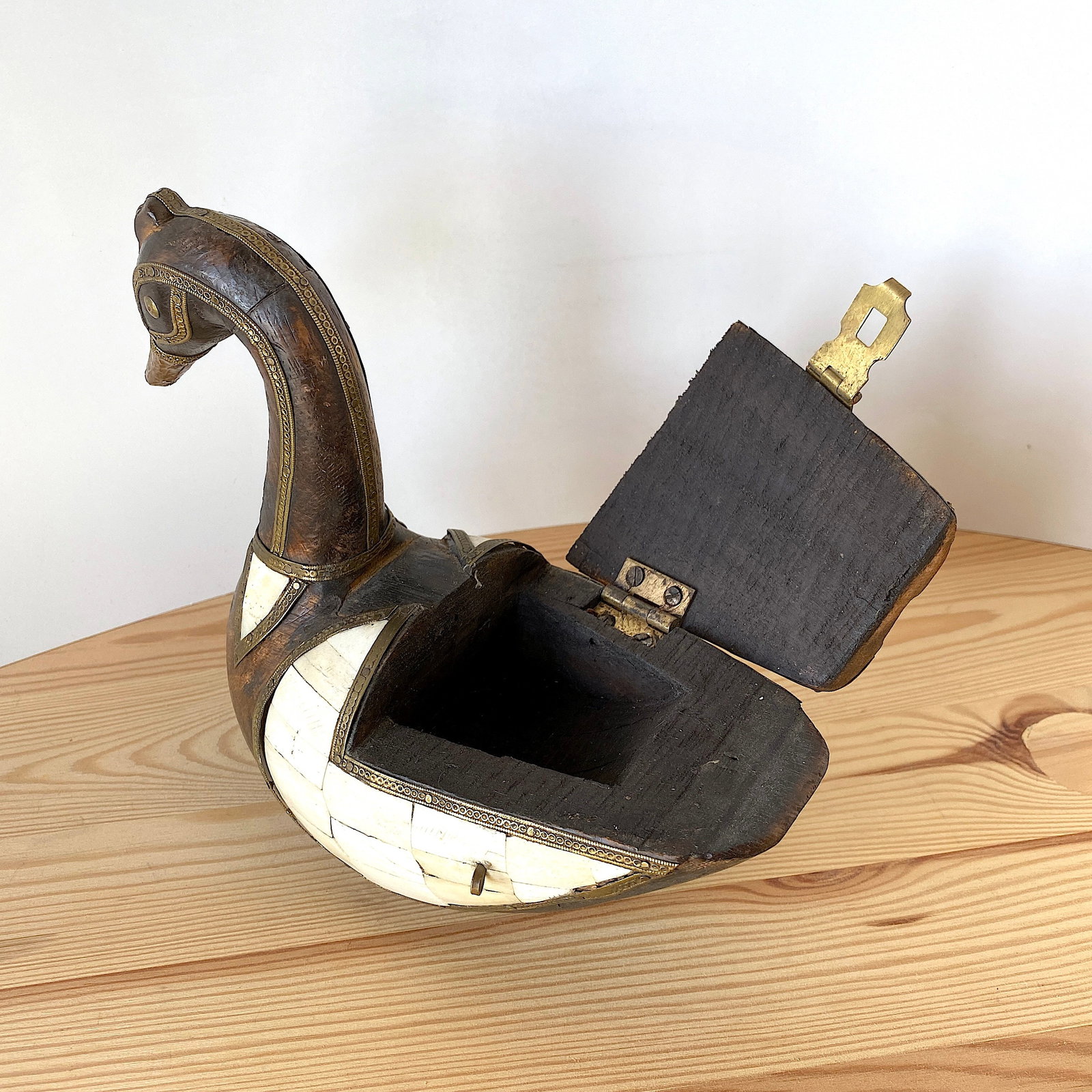Ivory Brass duck statue with wood - 4