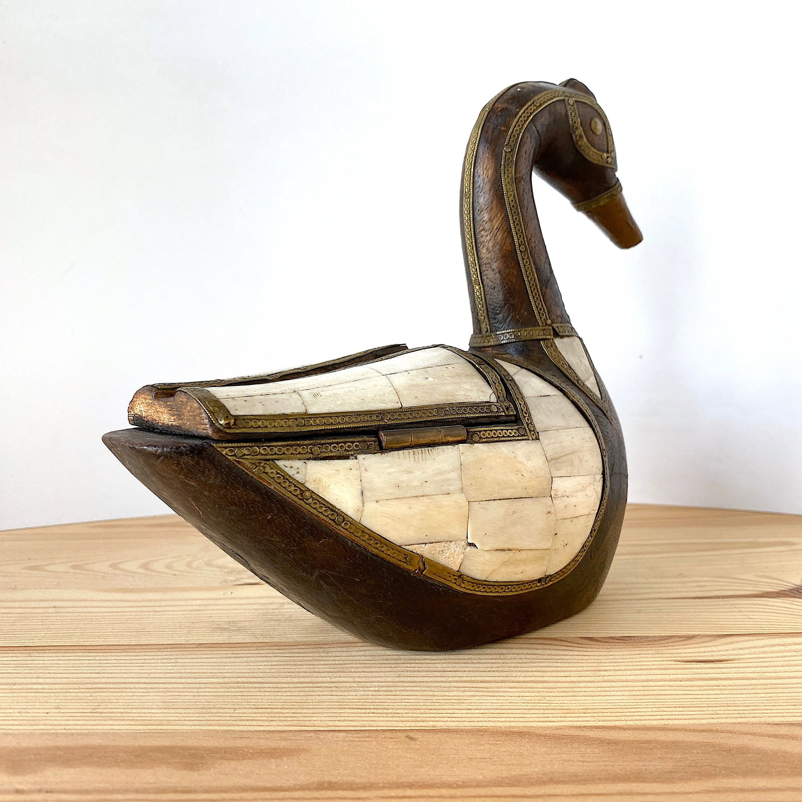 Ivory Brass duck statue with wood - 8