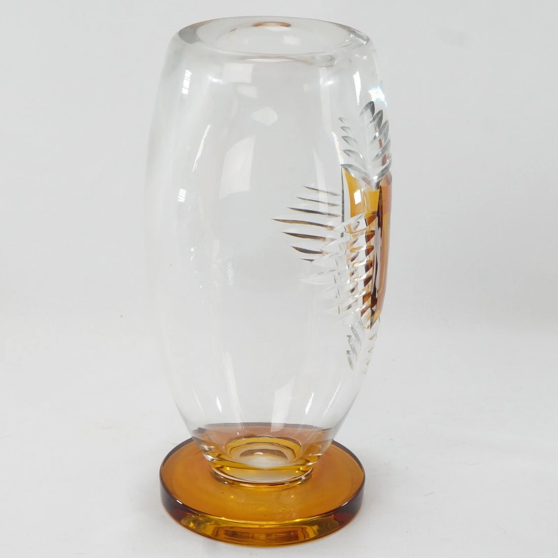 1950s Scandinavian Cut Glass Pedestal Vase - 7