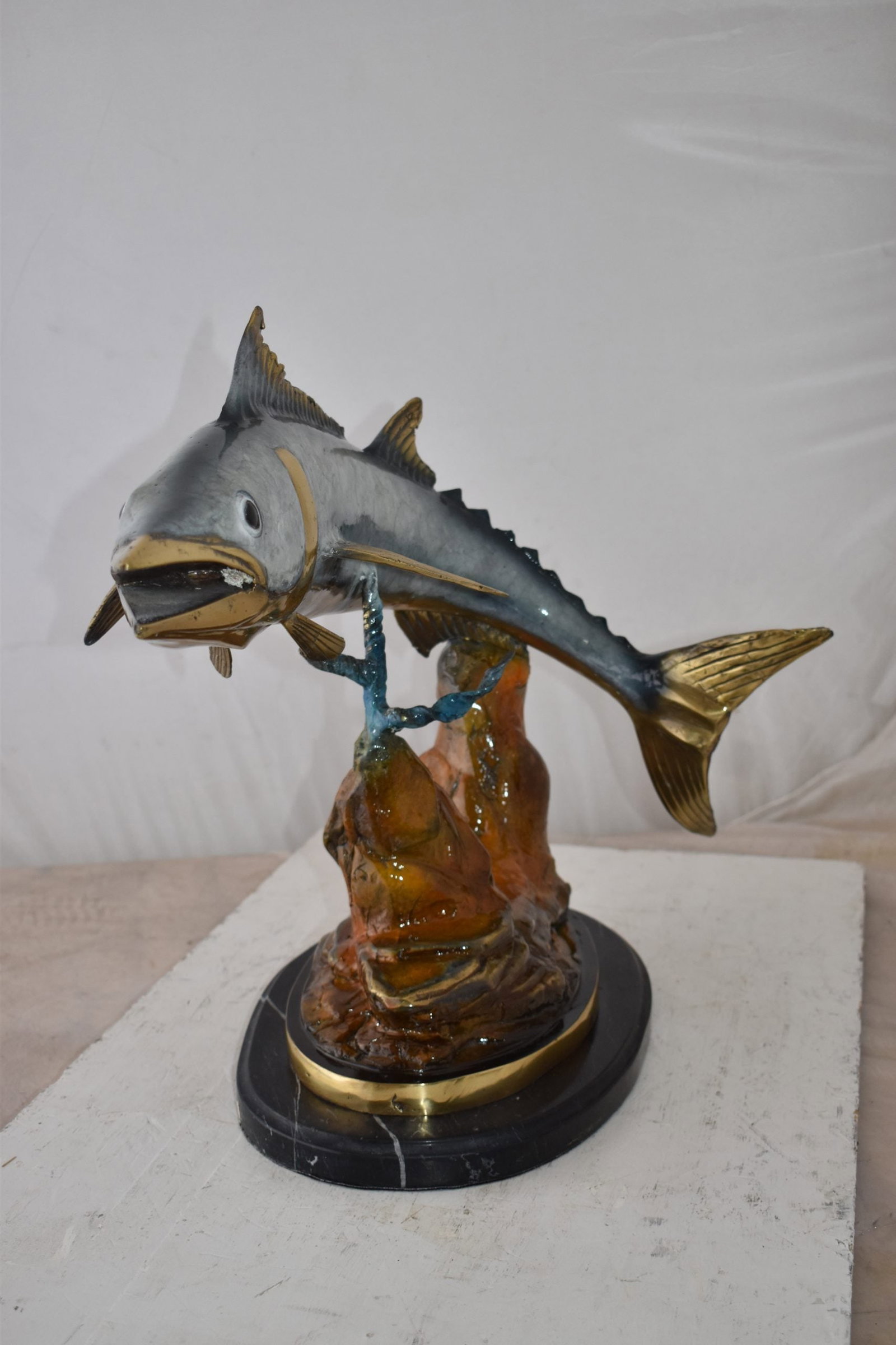 Wahoo Fish Grey Finish Swimming in The Ocean Bronze Statue Size 17" x 25" x 19"H - 4