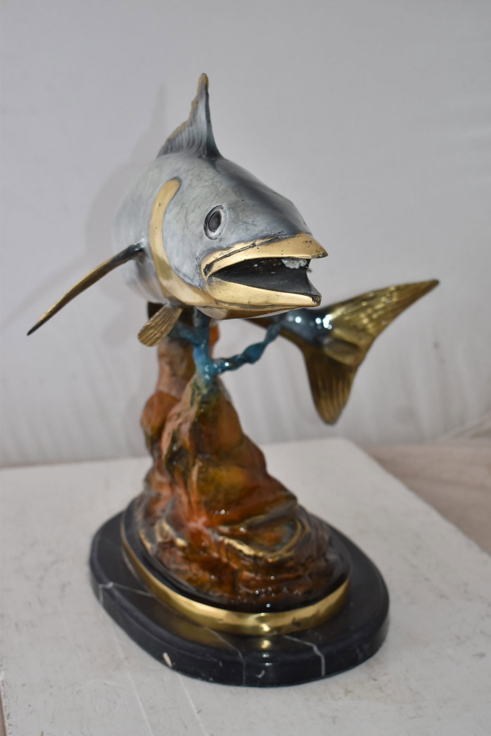 Wahoo Fish Grey Finish Swimming in The Ocean Bronze Statue Size 17" x 25" x 19"H - 5