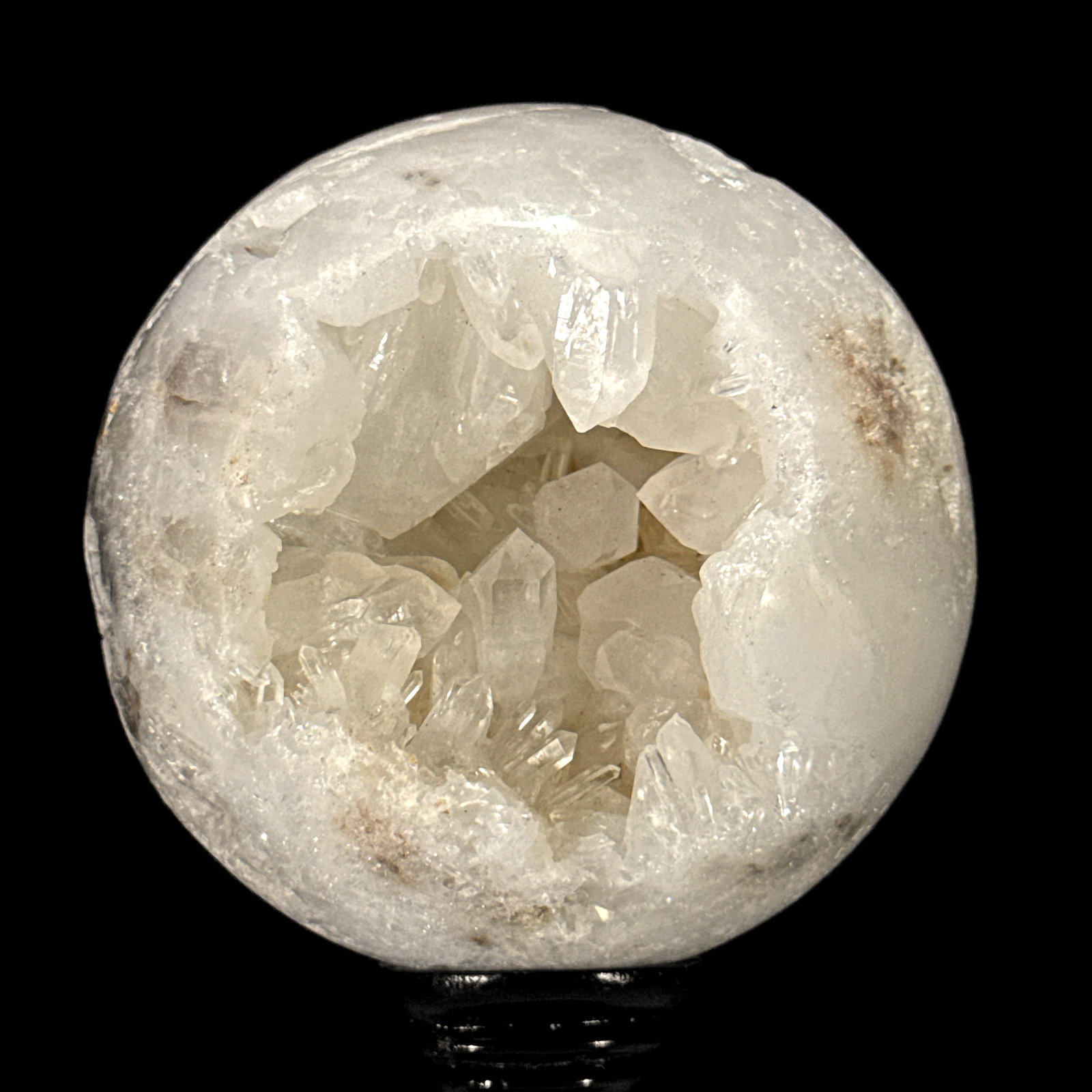 Wonderful set of a crystal quartz sphere and cluster on stands - 7