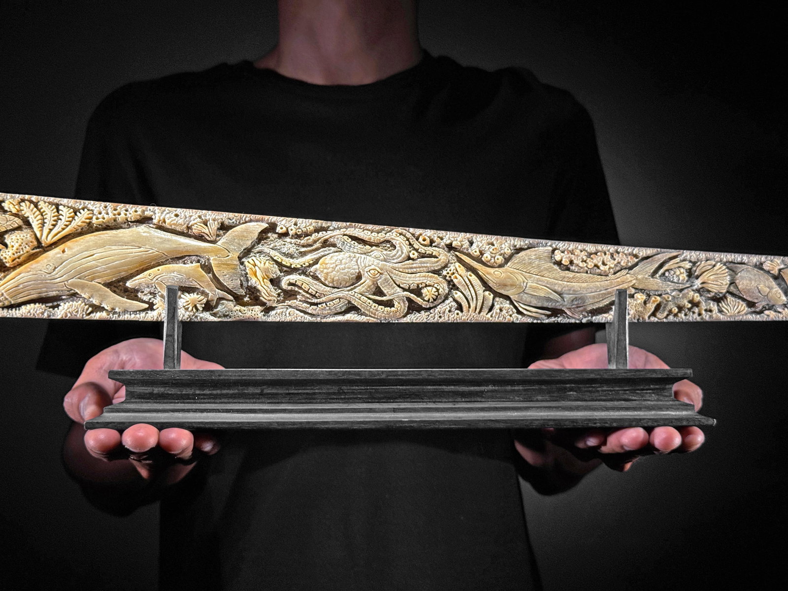 Beautiful engraved Swordfish rostrum - Marine motif - 10