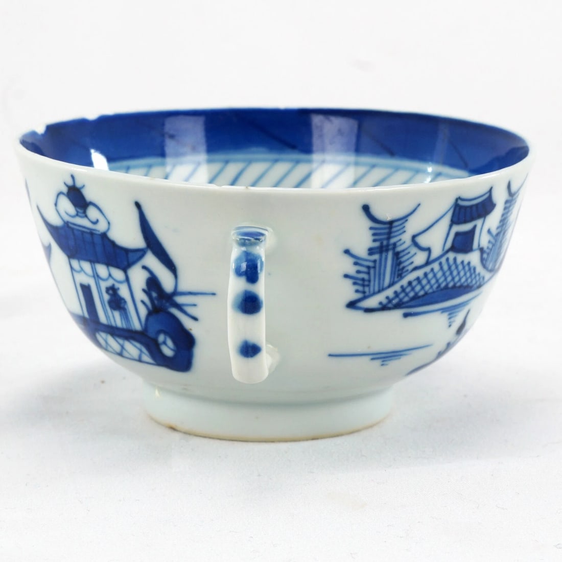 Chinese Export Porcelain Canton Pattern Two Handled Bouillon Cup 19th C - 5