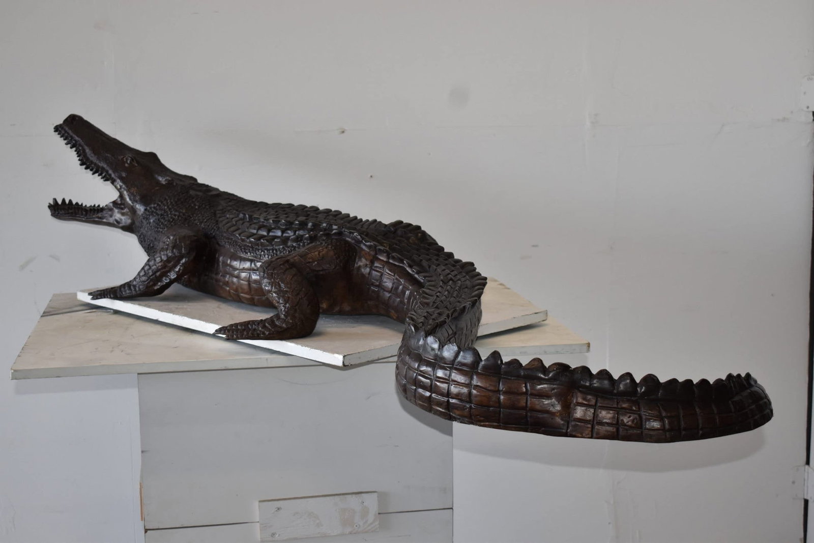 Large Crocodile Looking for His Prey Bronze Fountain Size: 78" x 24" x 14"H - 6