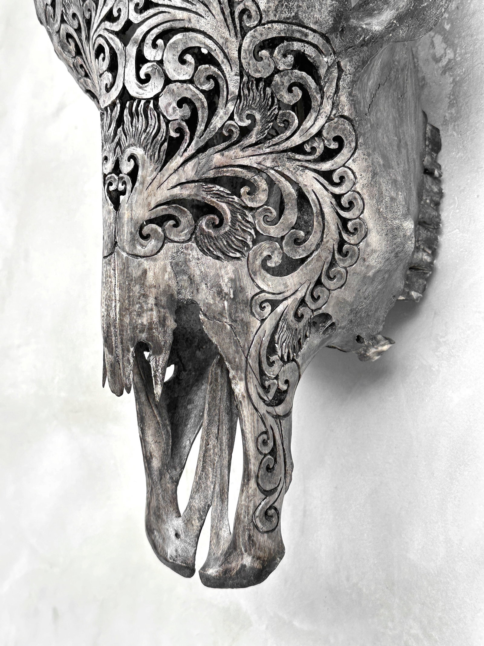 Grey bull's skull - Traditional Balinese motif - 6