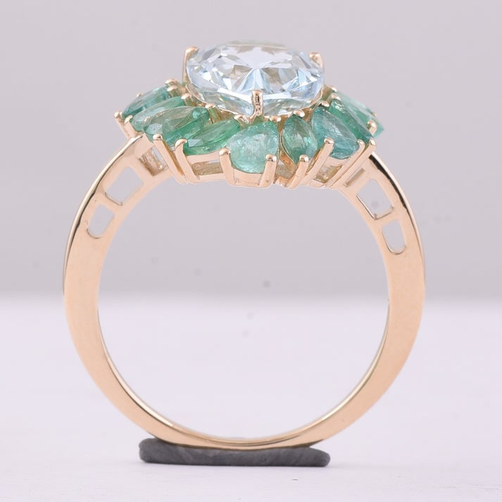 4.26 Ct Pear Aquamarine 9K Gold Ring - 4