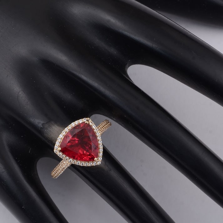 3.62 Ct Trillion Tourmaline 9K Gold Ring - 2