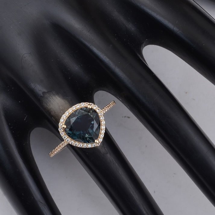 2.67 Ct Heart Tourmaline 9K Gold Ring - 2