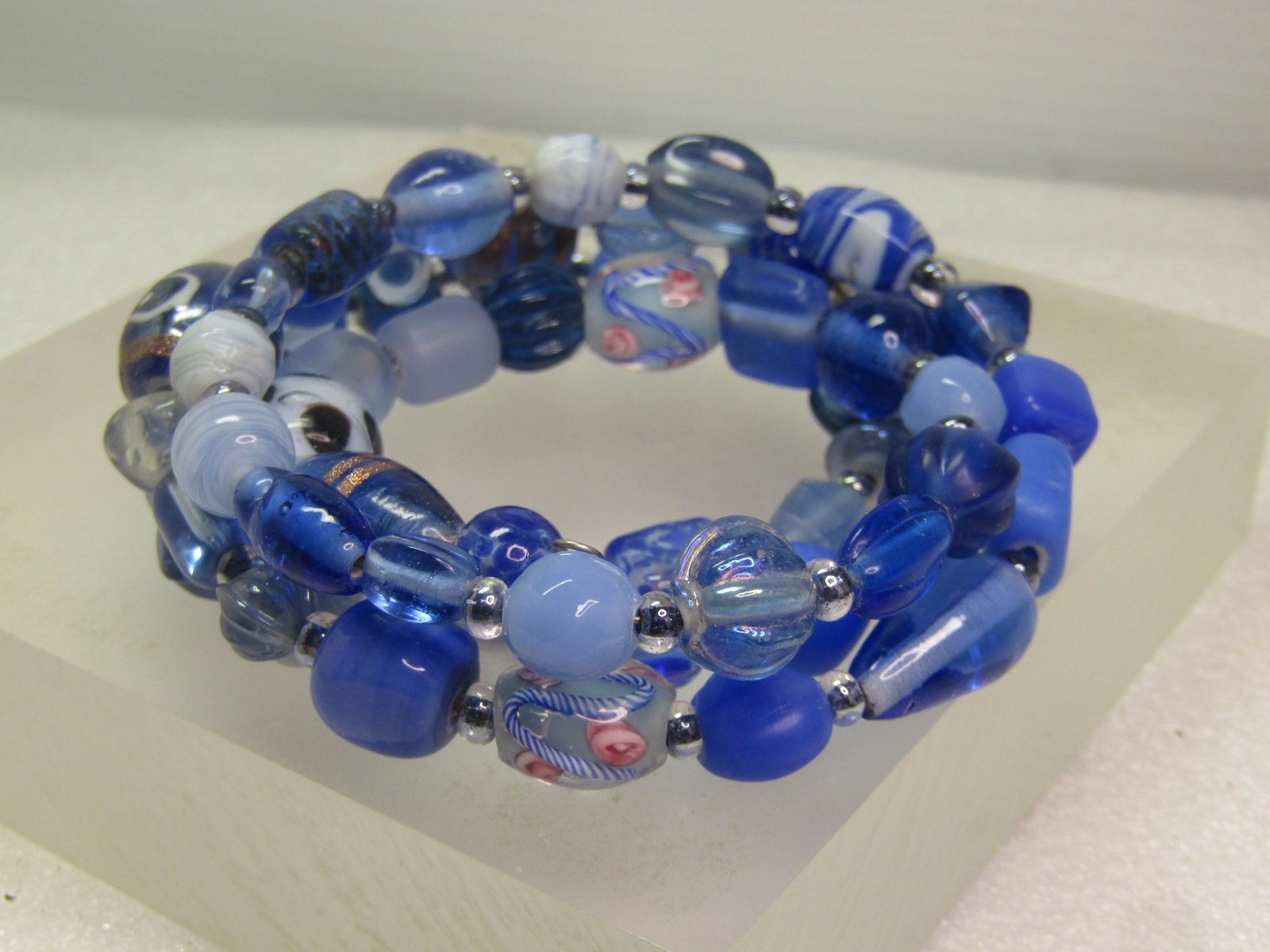 Vintage Coiled Blue Glass Mixed Beaded Bracelet, Adjusts to Most Sizes, 1990's - 3