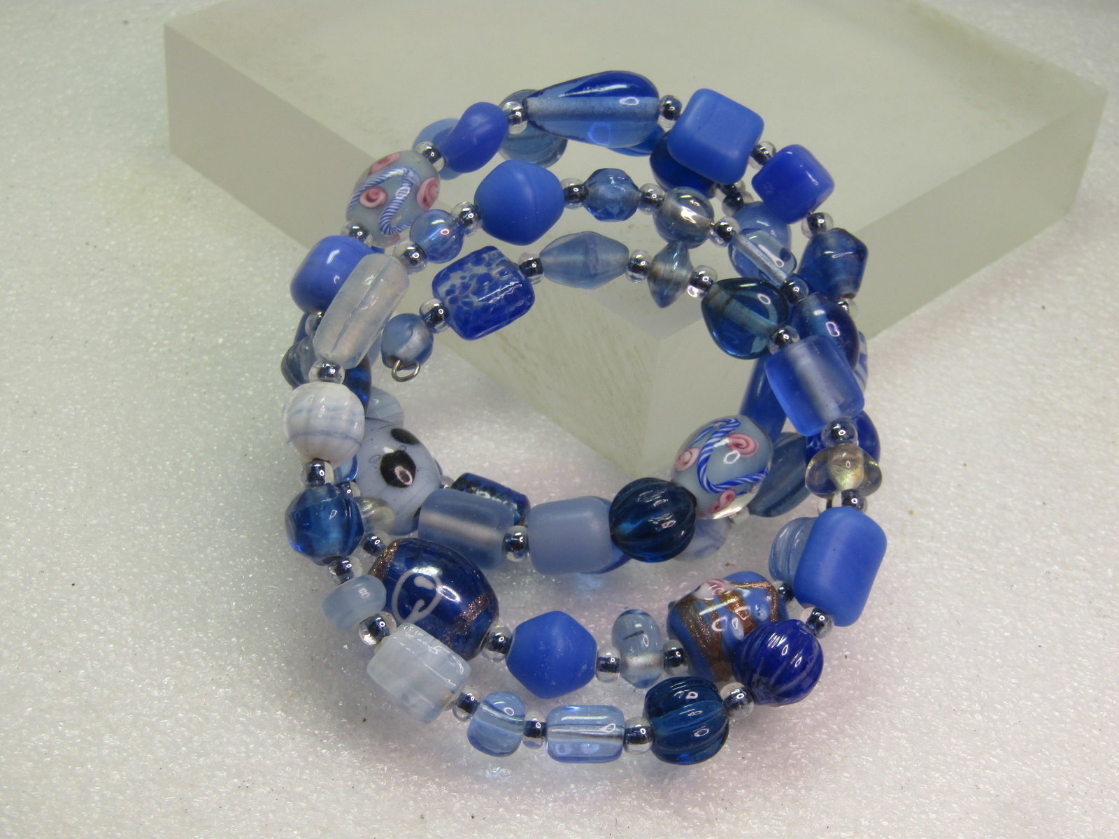 Vintage Coiled Blue Glass Mixed Beaded Bracelet, Adjusts to Most Sizes, 1990's - 4
